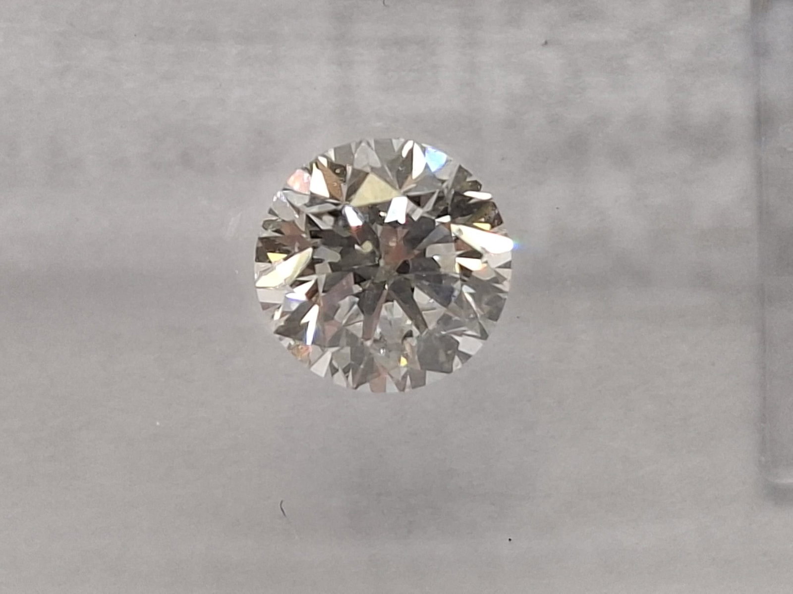 0.50 CT Natural Round Brilliant Diamond F VVS1 IGI Certified Sealed CertiCard - 3