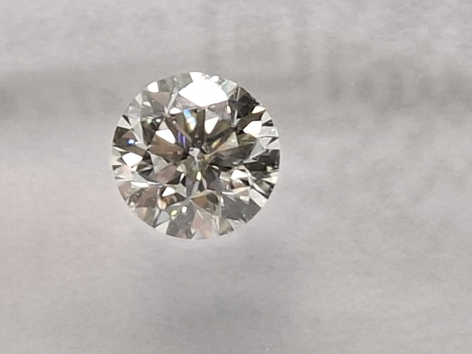 0.35 CT Round Brilliant Diamond G VVS1 IGI Certified Loose Stone - 6