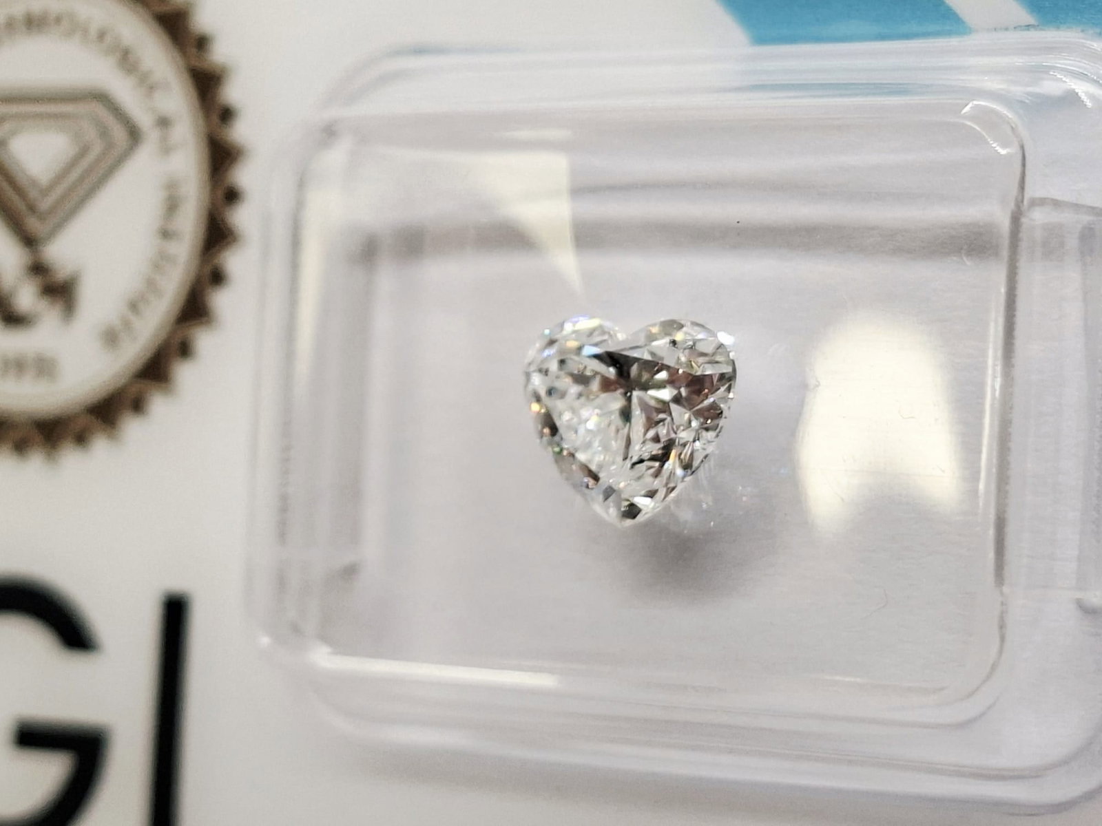 1.00 CT Natural Heart Diamond D VS1 IGI Certified Loose - 6