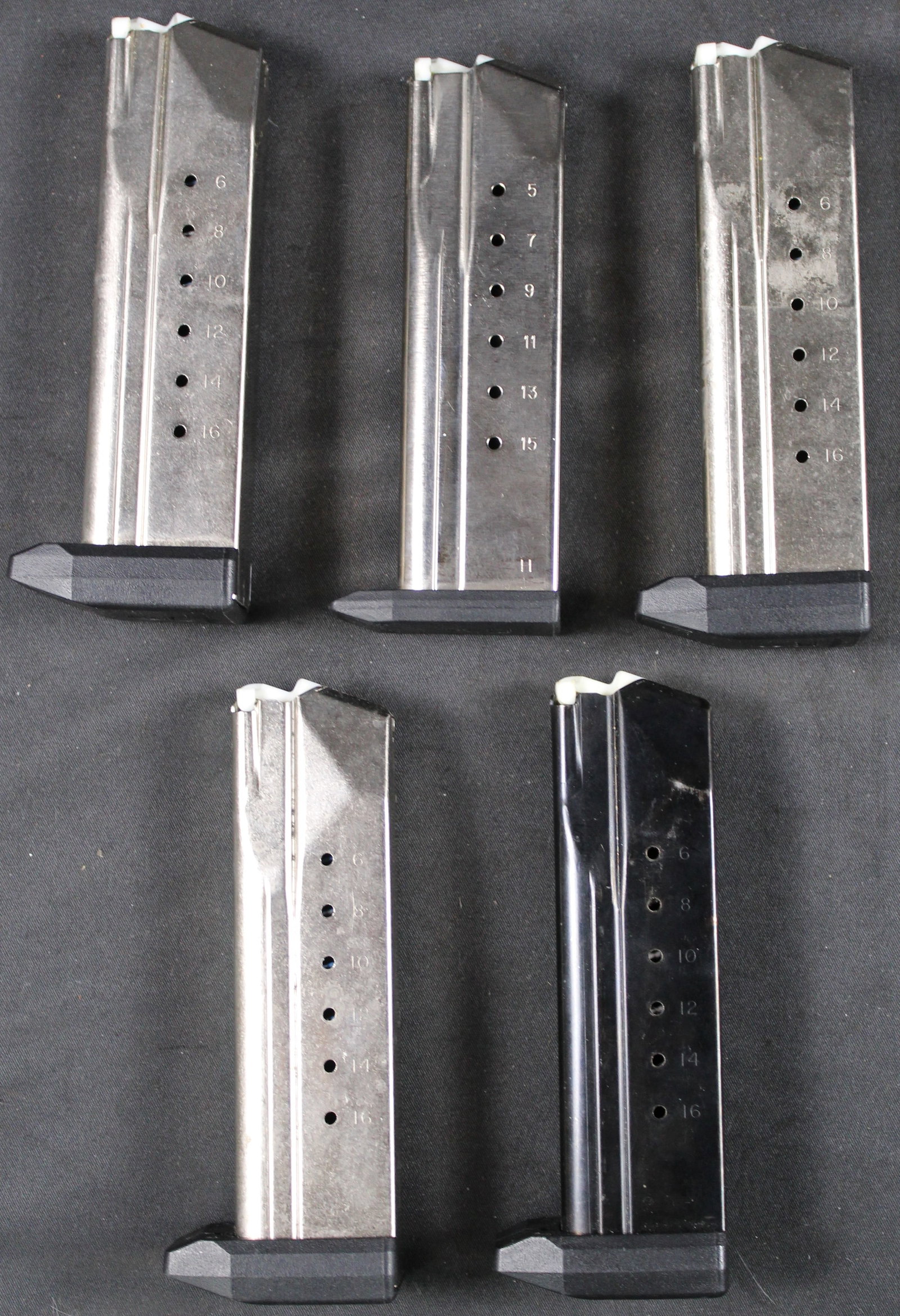 Group Lot: Four 17-Round Magazines, One 16-Round Magazines for S&W SD9VE 9MM(HRR) - 2