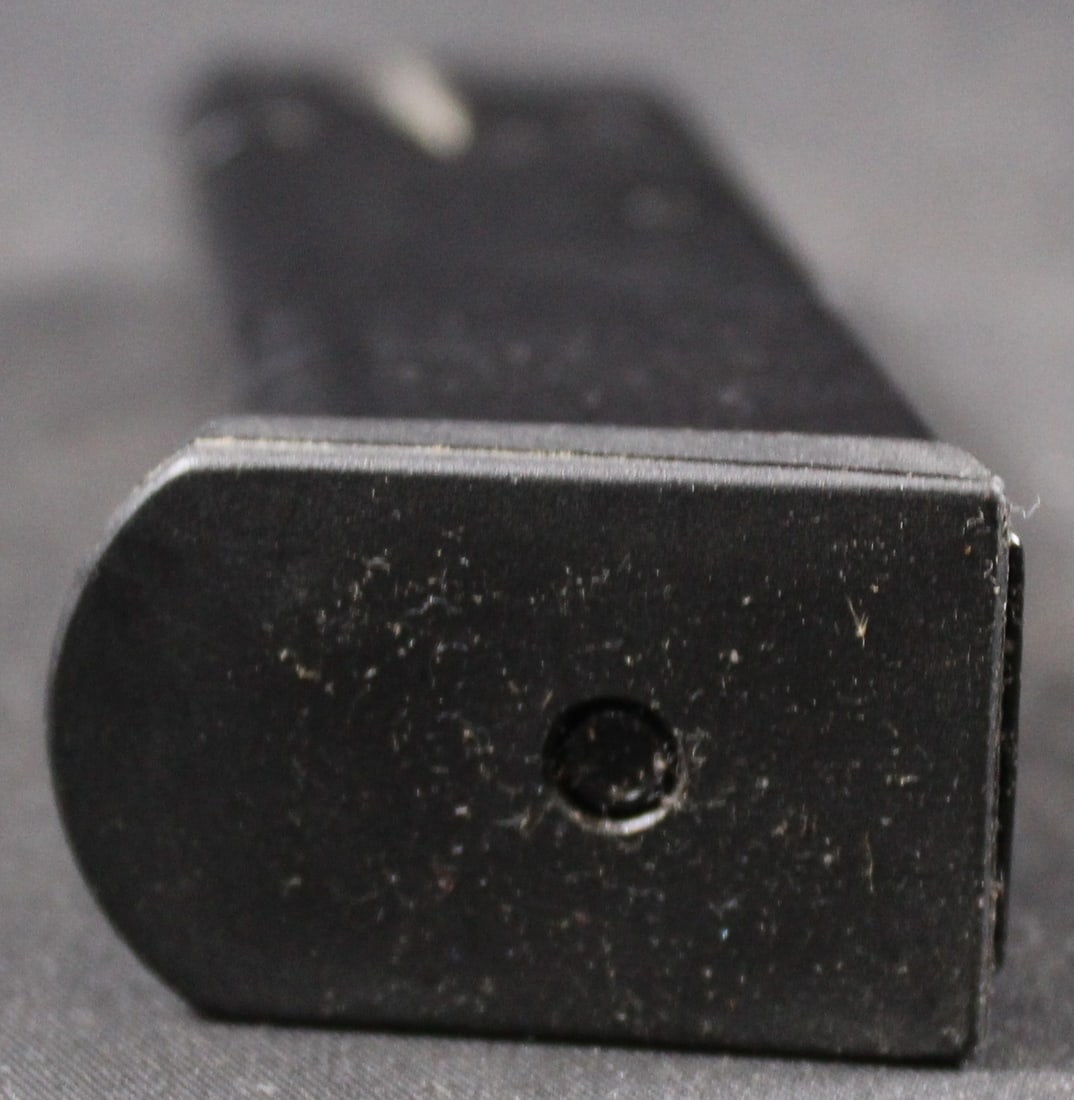 Group Lot: Two 15-Round Magazines for Smith and Wesson 910 9x19mm (HRR) - 3
