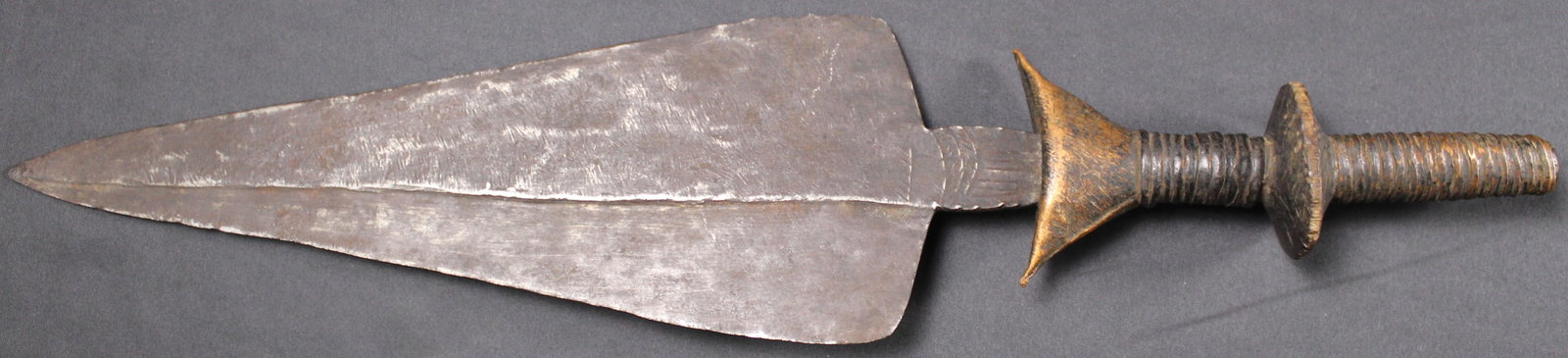 African Sword of the Mongo Saka Kutu Tribe (KFC) - 3