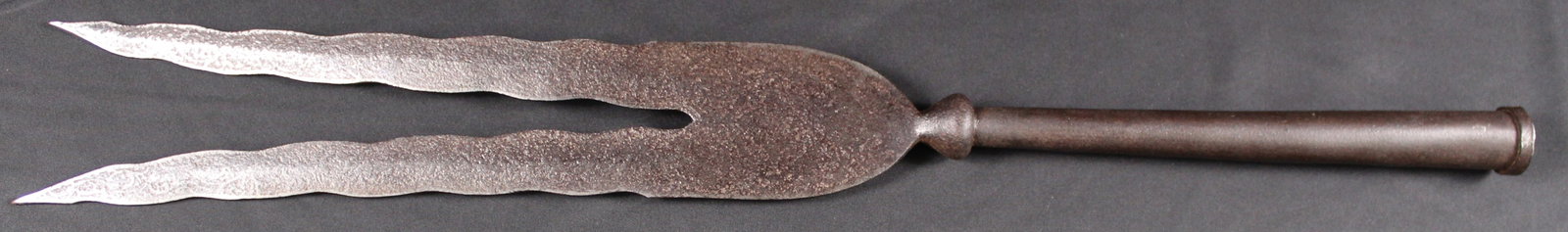 Indo-Persian Qajar Period Spead Head (KFC): Estimated shipping parcel size (LxWxH) 24 inches x 12 inches x 12 inches. Please note, shipping estimates are provided for LiveShipping calculations only and may vary based on weight and location.