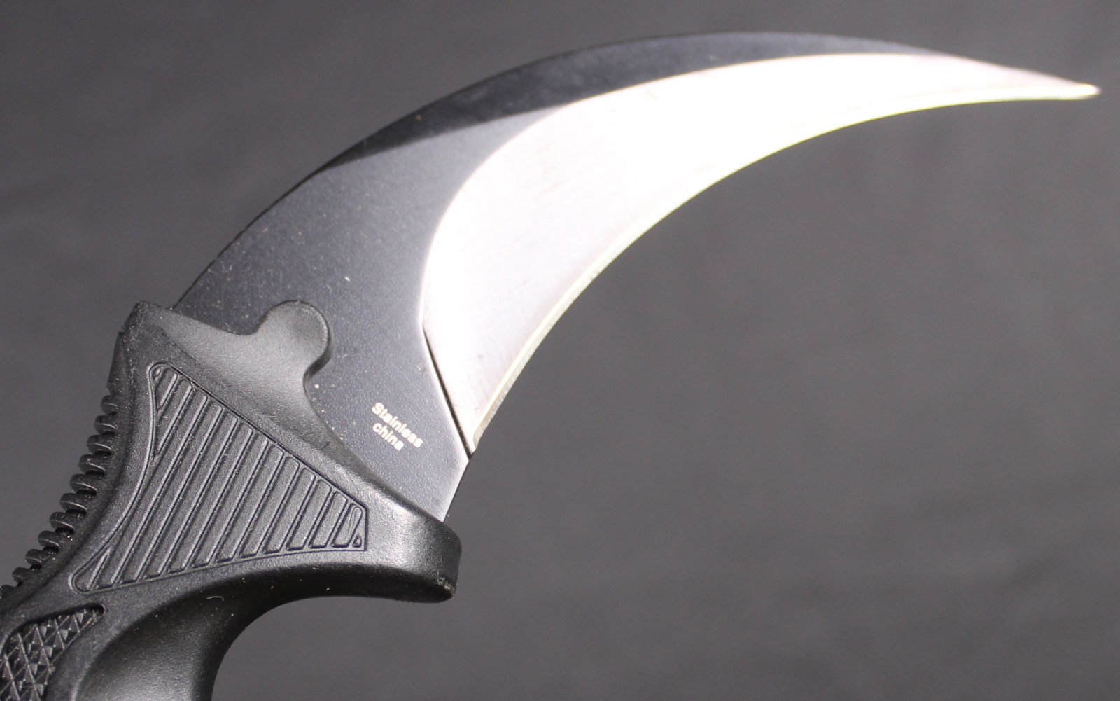 "SE" Stainless Chinese Manufactured Fixed Blade Knife (SAE) - 3