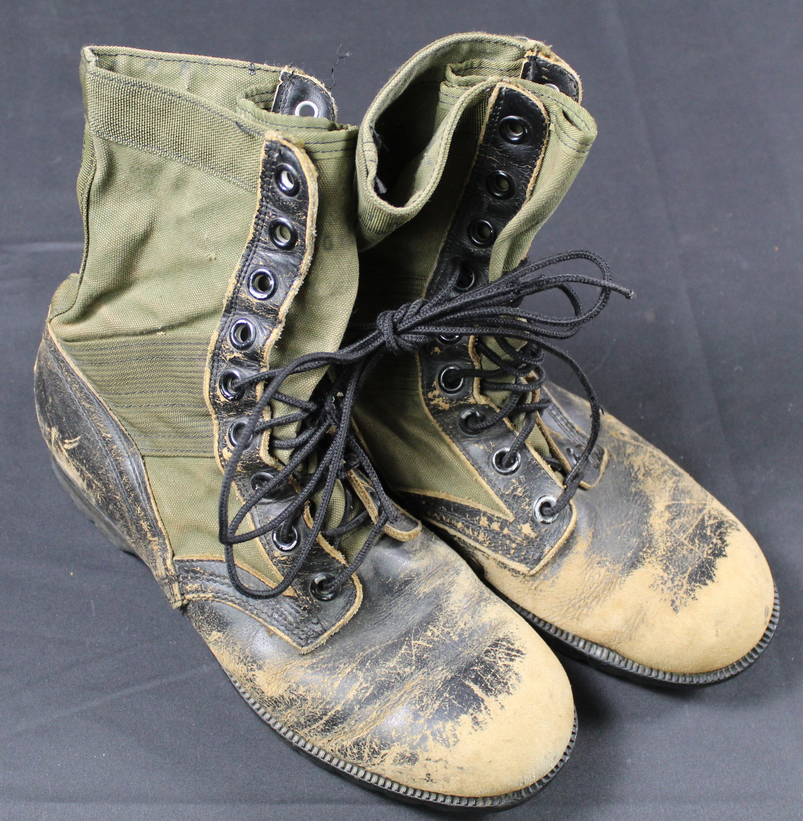 Size 8 Mens USGI Vietnam Era Jungle Boots (VPB): Estimated shipping parcel size (LxWxH) 12 inches x 10 inches x 10 inches. Please note, shipping estimates are provided for LiveShipping calculations only and may vary based on weight and location.