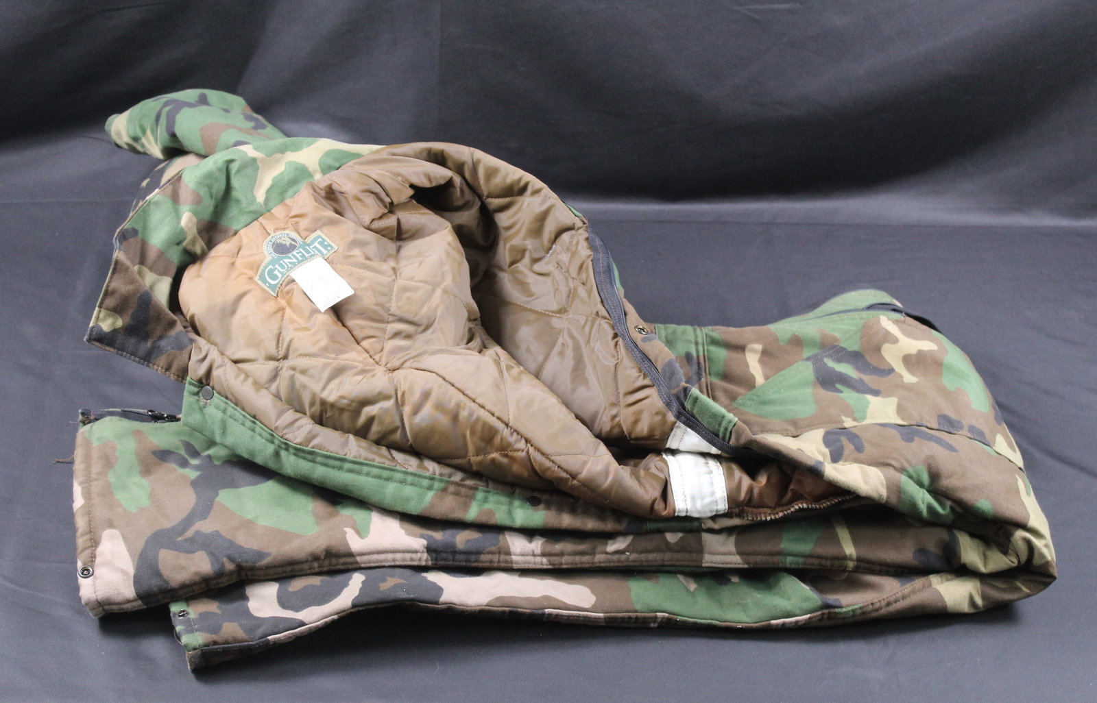 US Military Style M82 Pattern Gunflint Manufactured Size Lg Jumpsuit (BLB): Estimated shipping parcel size (LxWxH) 10 inches x 10 inches x 10 inches. Please note, shipping estimates are provided for LiveShipping calculations only and may vary based on weight and location.