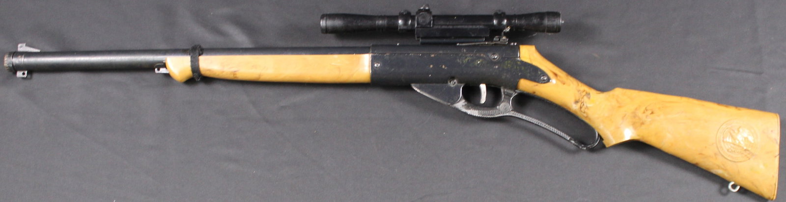 Collectible Daisey Model Eagle Air Rifle with Original Scope (MAT) - 10
