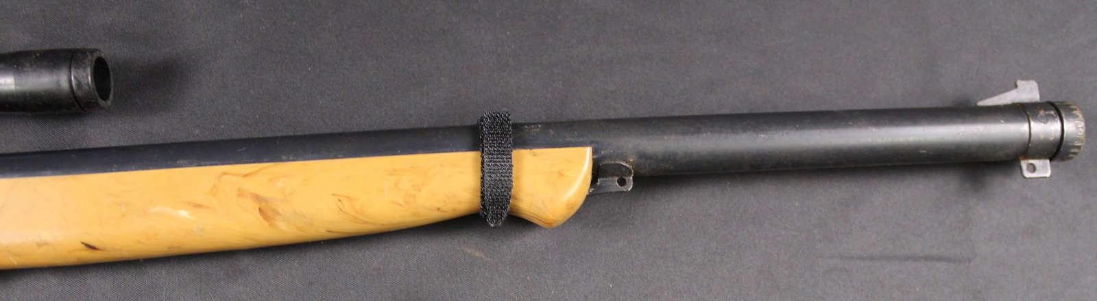 Collectible Daisey Model Eagle Air Rifle with Original Scope (MAT) - 4