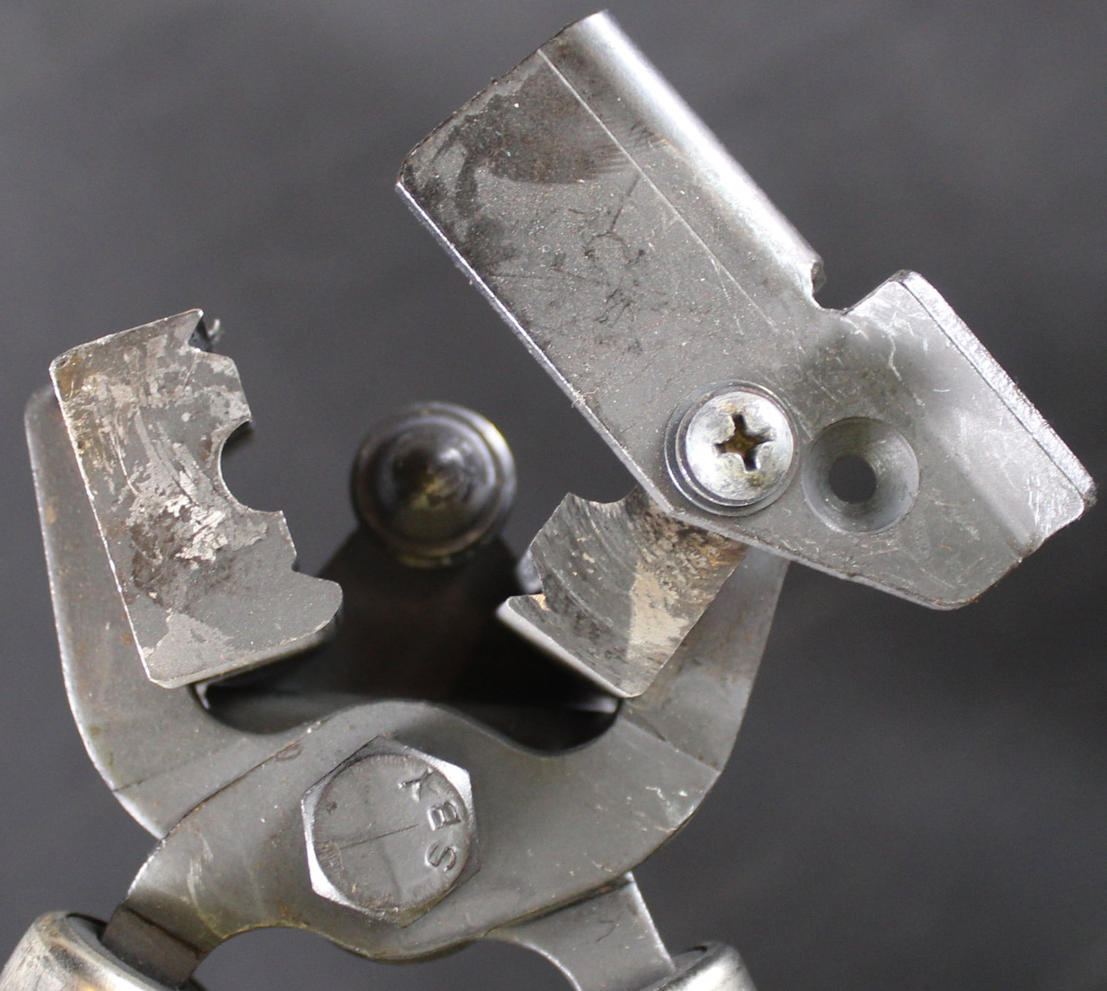 Lee Precision Die Cast Bullet Mould with Handles (FMI) - 3