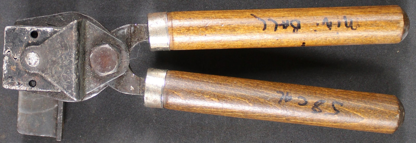 Die Cast Bullet Mould with Handles (FMI) - 2