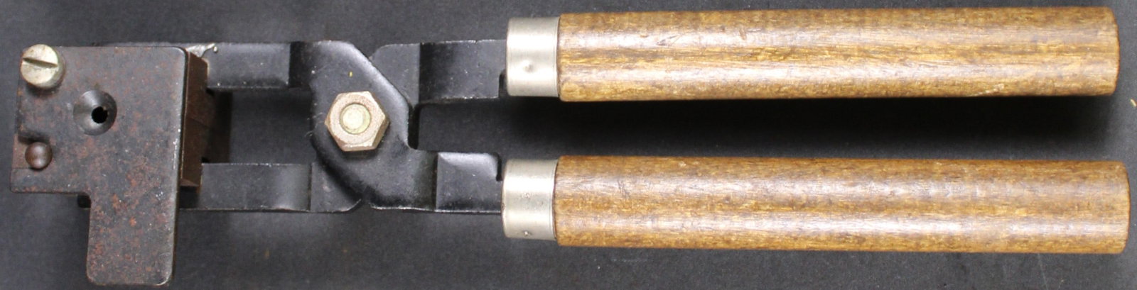 Die Cast Bullet Mould with Handles (FMI): This Die Cast Bullet Mould with Handles Is stamped with P-H most likely referring to the Parker-Hale .58 caliber Minié ball bullet mould. This piece is in good condition. Bidders are welcome to