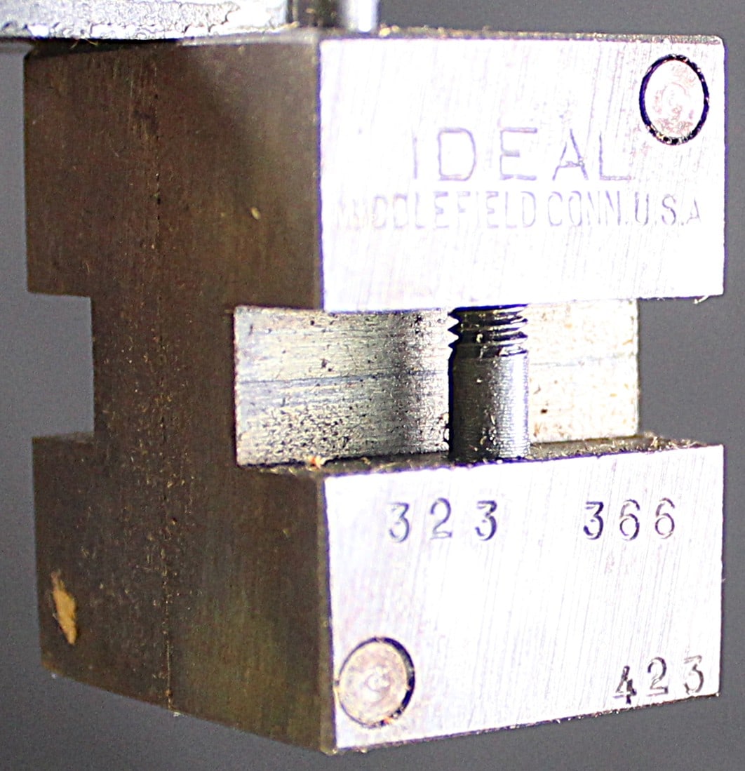 IDEAL 423 Die Cast Bullet Mould (FMI) - 4