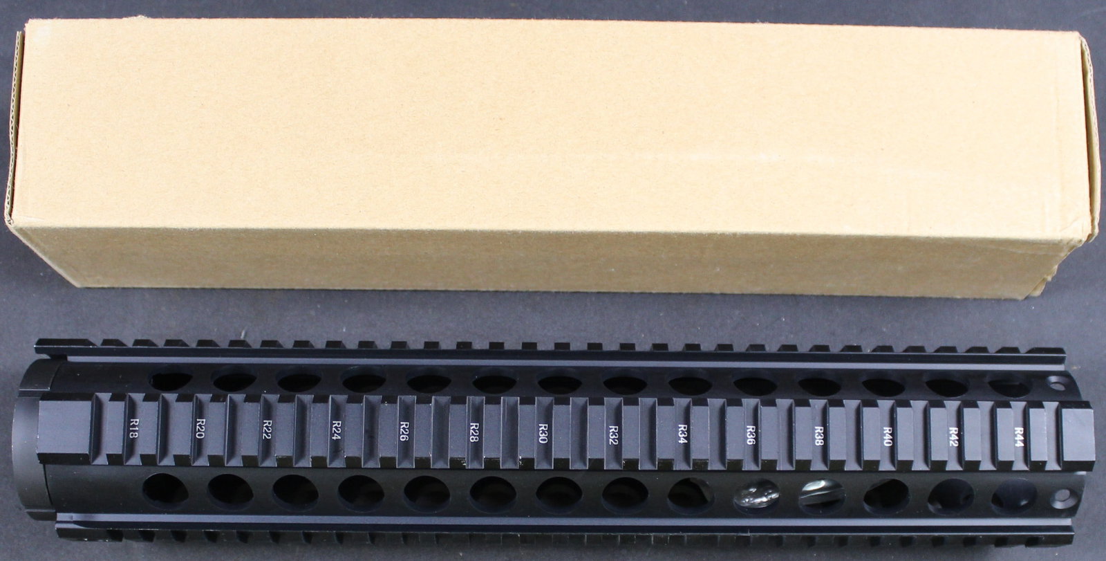 New in Box AR-15 Quadrail (GOTB): Description coming soon Bidders are welcome to preview items in person during our normal operating hours Tuesday through Saturday 11am-6pm. Estimated shipping parcel size (LxWxH) 24 inches x 4 inches 