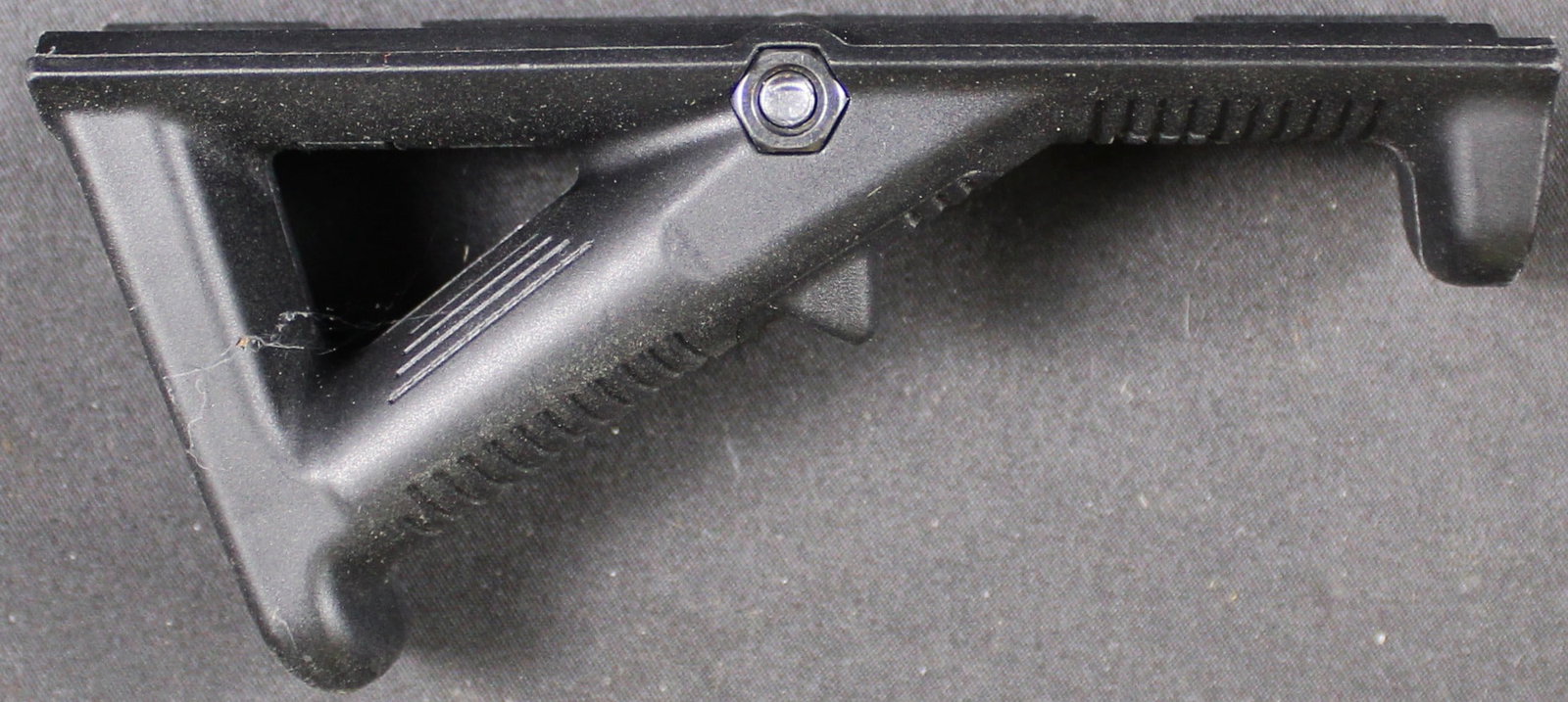 MAGPUL AFG-2 AR-15 Style Picatinny Mountable Foregrip (DMS) - 2