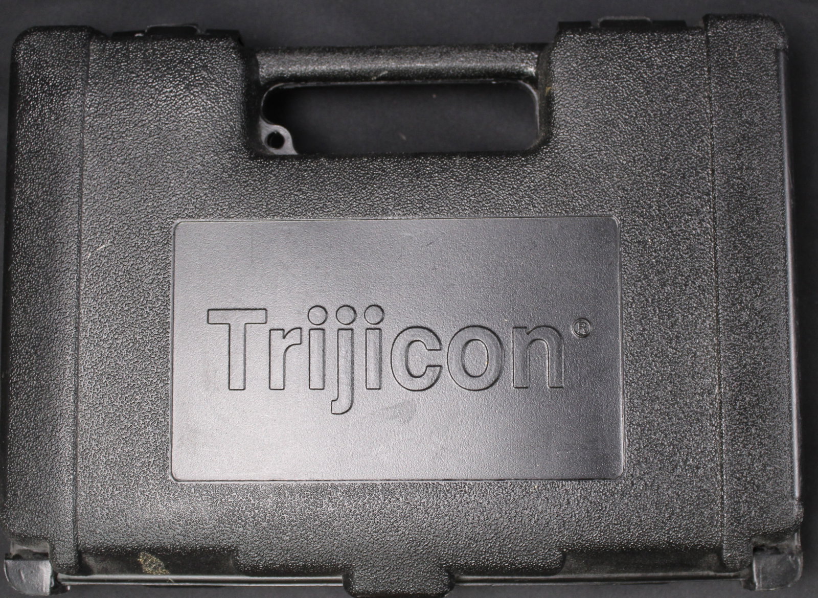 Factory Trijicon Case (HRR): Description coming soon Bidders are welcome to preview items in person during our normal operating hours Tuesday through Saturday 11am-6pm. Estimated shipping parcel size (LxWxH) 12 inches x 8 inches