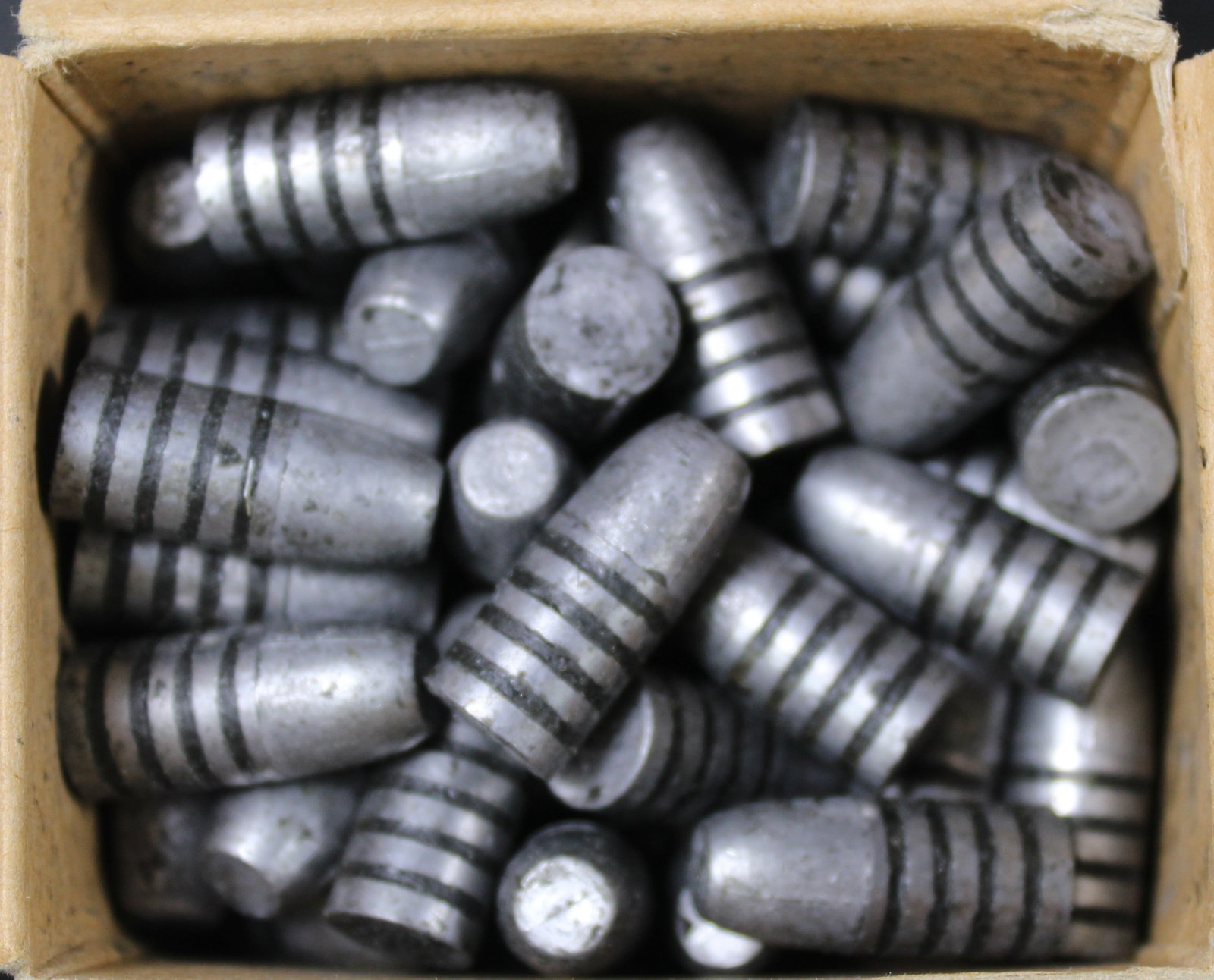 Approximately 50 45-70 425gr .458" Reloading Projectiles (FMI): Description coming soon Bidders are welcome to preview items in person during our normal operating hours Tuesday through Saturday 11am-6pm. Estimated shipping parcel size (LxWxH) 8 inches x 8 inches x