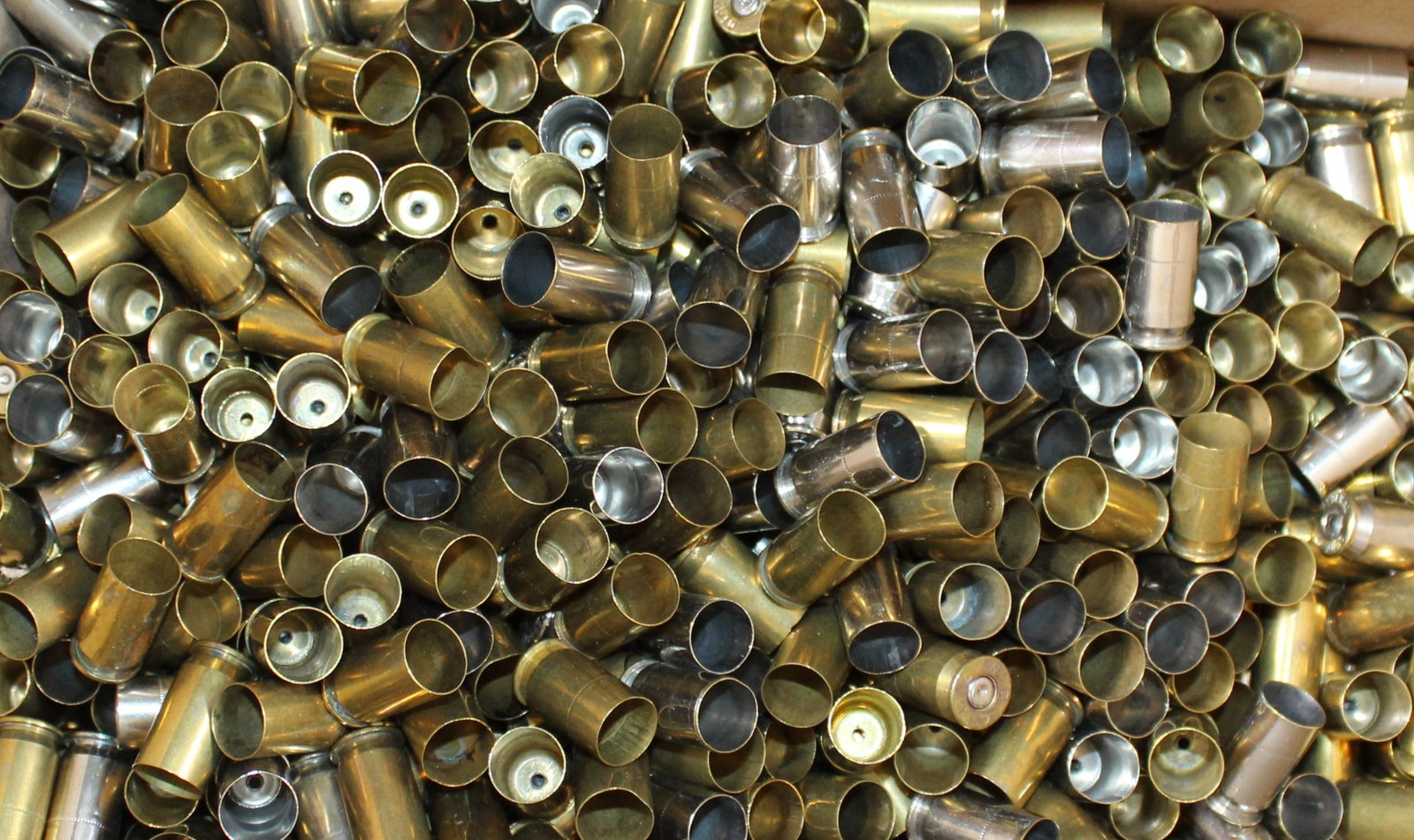 Approximately 495 Cleaned Fired 45 ACP Casings for Reloading (FMI): Description coming soon Bidders are welcome to preview items in person during our normal operating hours Tuesday through Saturday 11am-6pm. Estimated shipping parcel size (LxWxH) 10 inches x 8 inches