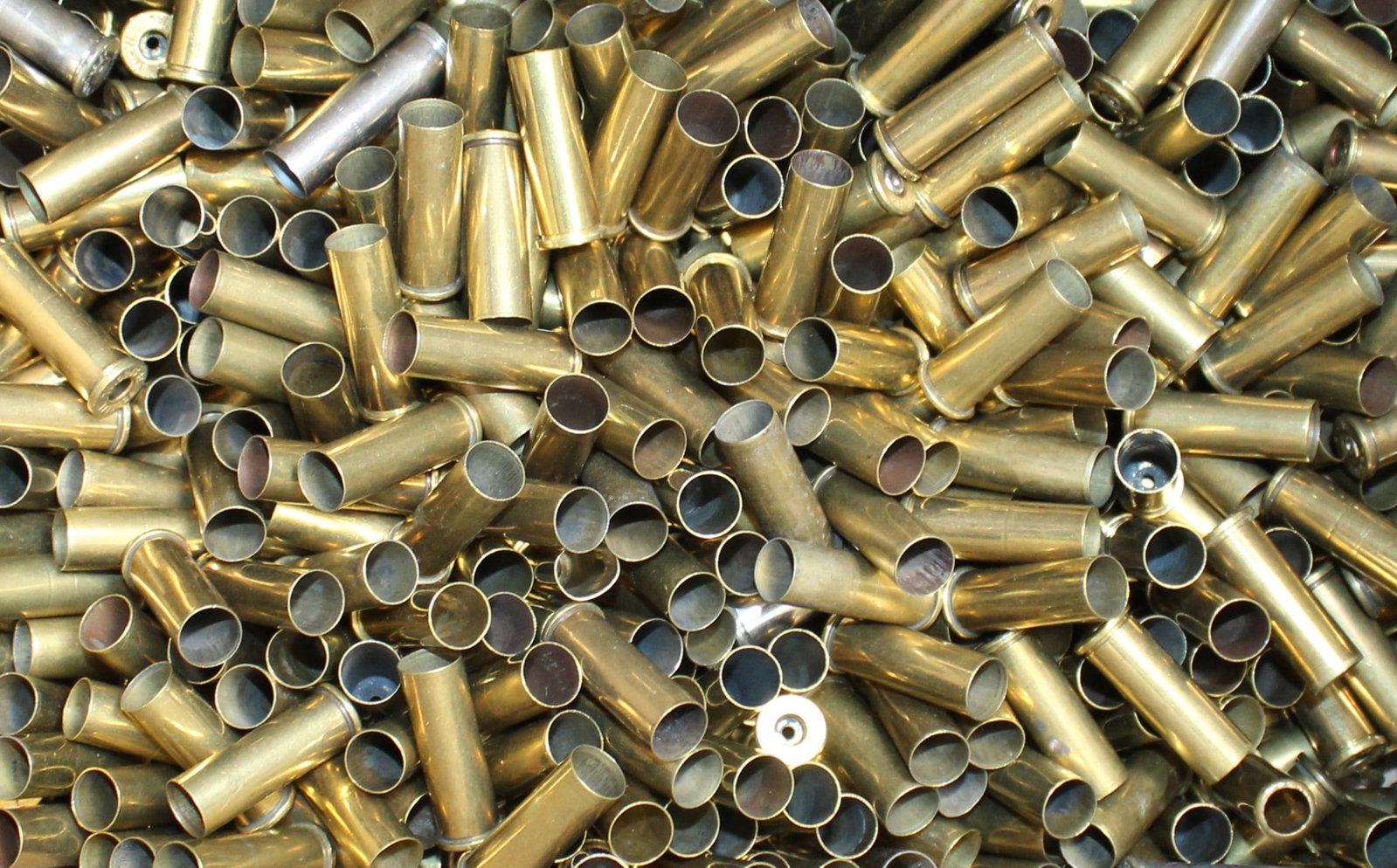 Approximately 450+ Brass Casings .38spl for Reloading (FMI): Description coming soon Bidders are welcome to preview items in person during our normal operating hours Tuesday through Saturday 11am-6pm. Estimated shipping parcel size (LxWxH) 10 inches x 8 inches