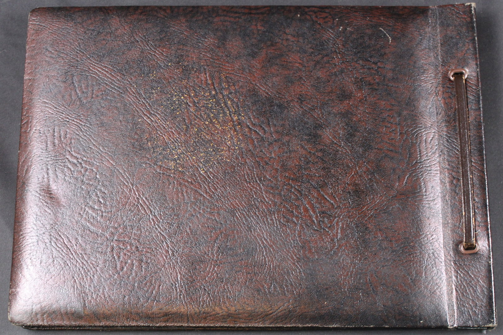 US Paratrooper Leatherbound Recognition Booklet (BJT) - 4