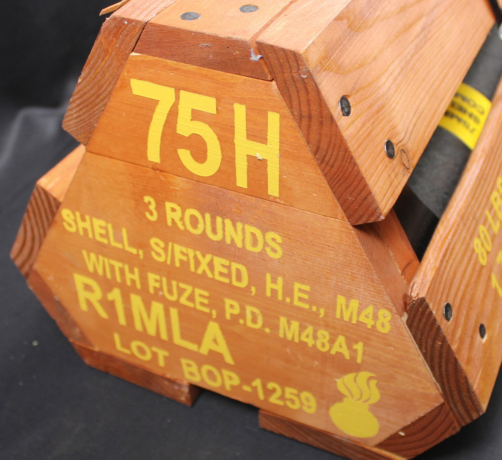 75mm Pack Howitzer Three Round Tubes and Wooden Transport Box (FMI) - 2