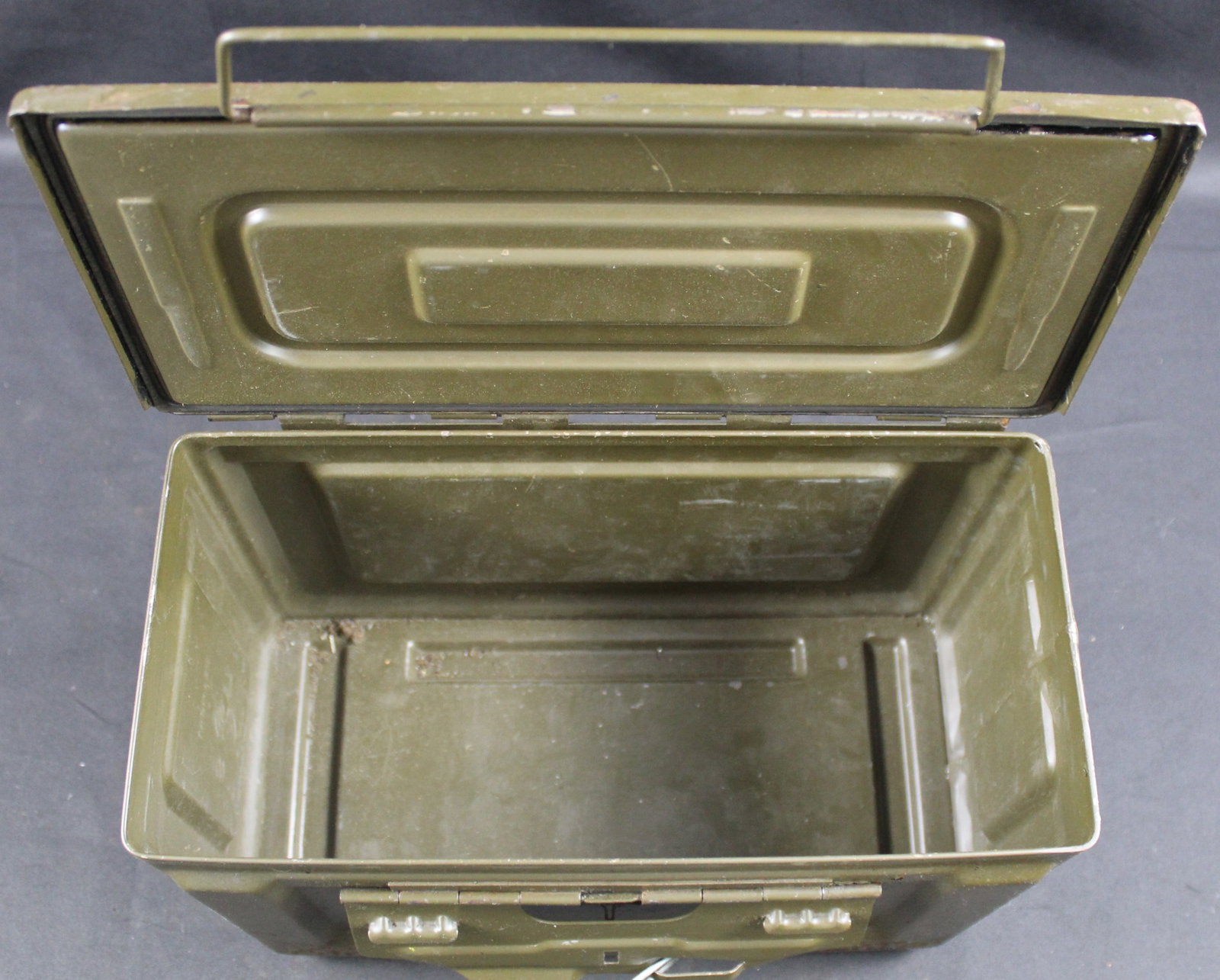 WWII American Side-Clasp .50 Caliber Ammunition Can (FMI) - 7