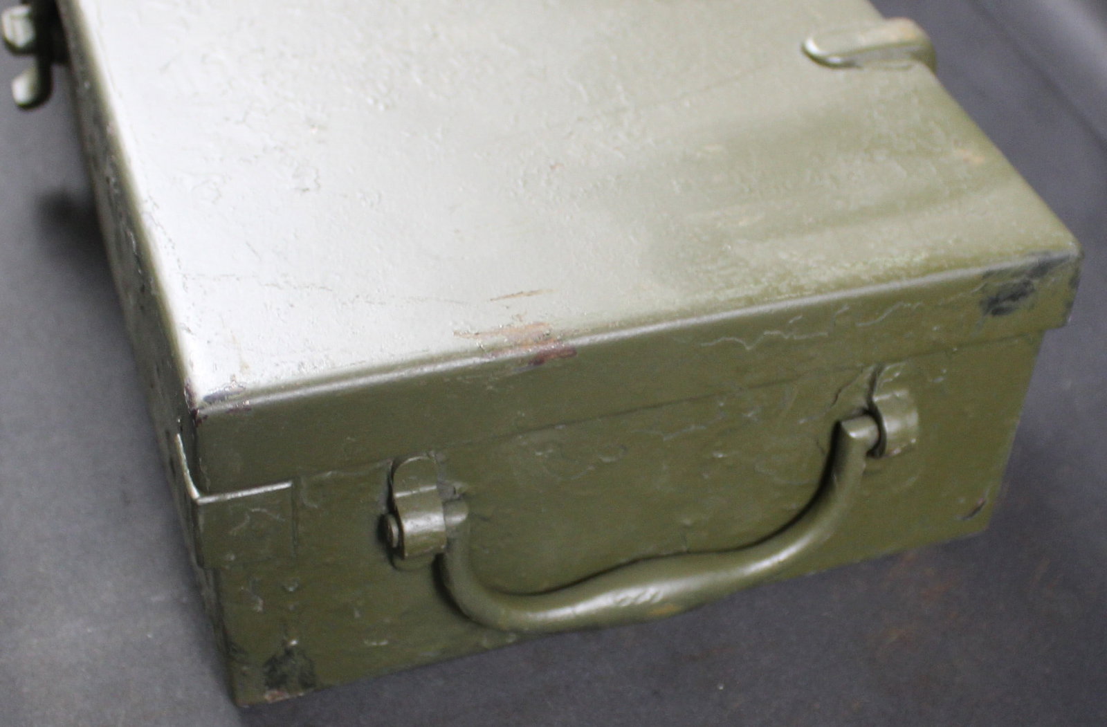 WWII French Military Metal Transport Case (FMI) - 4