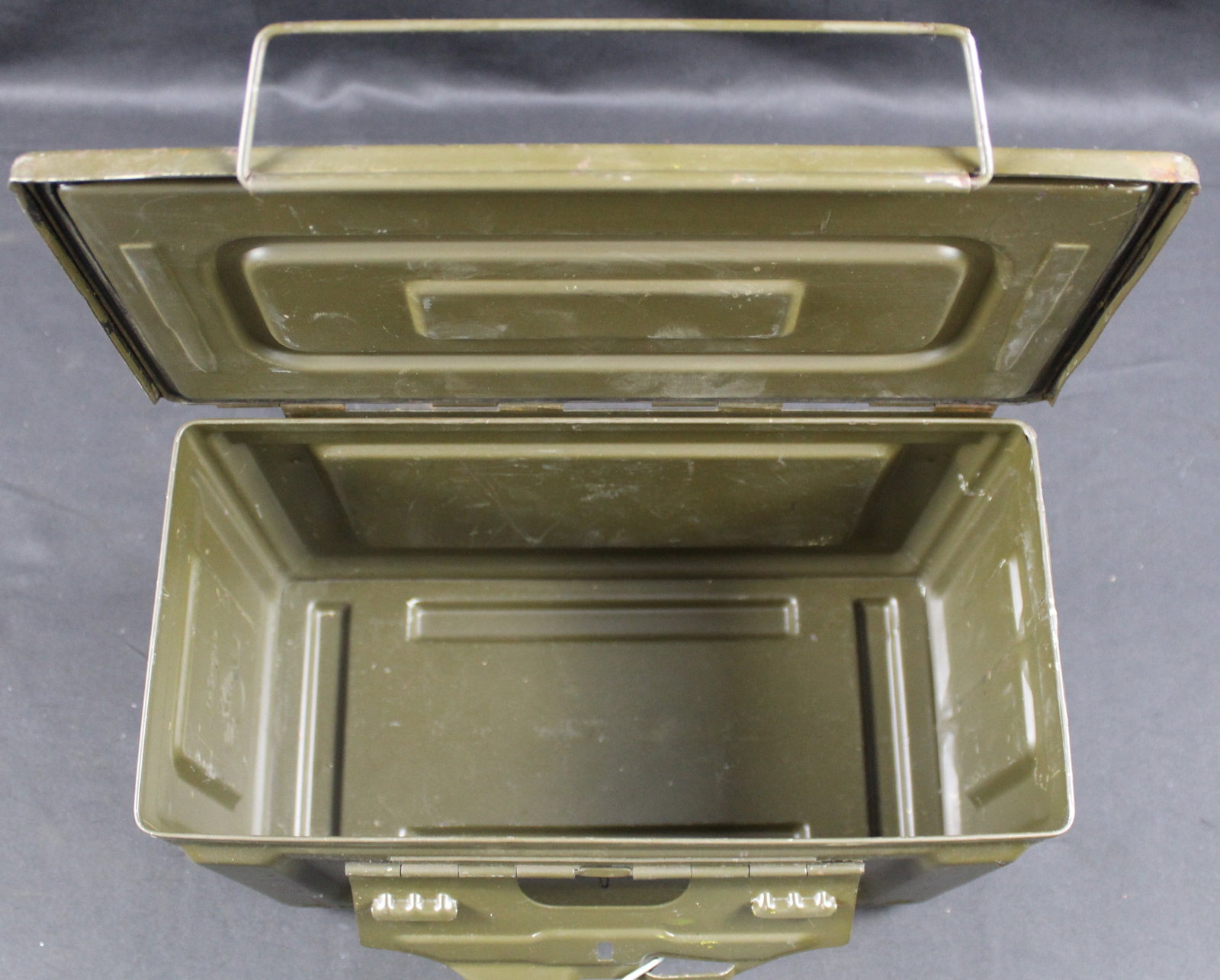 WWII American Side-Clasp .50 Caliber Ammunition Can (FMI) - 7