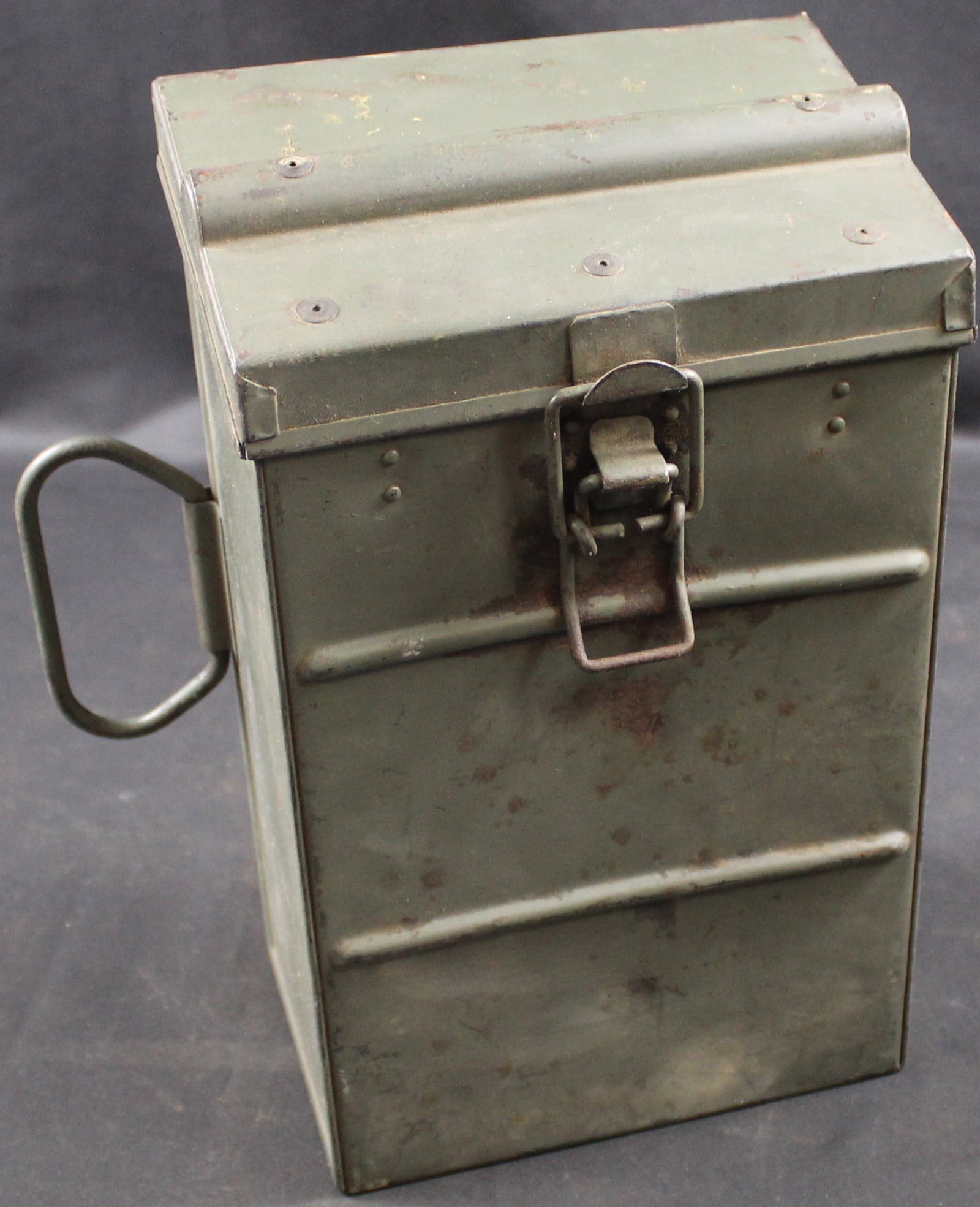 Transport Case with Five Madsen Machine Gun Magazines .30-06 (FMI) - 4