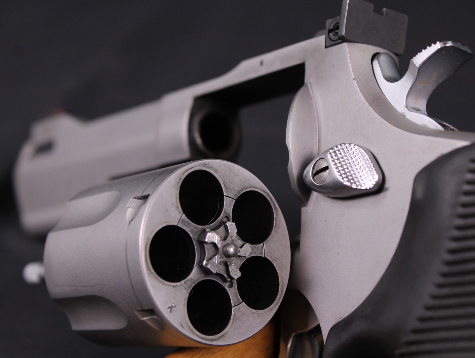 Taurus Tracker .44 Magnum SA/DA Revolver FFL Req: JX102425 (WDA) - 3