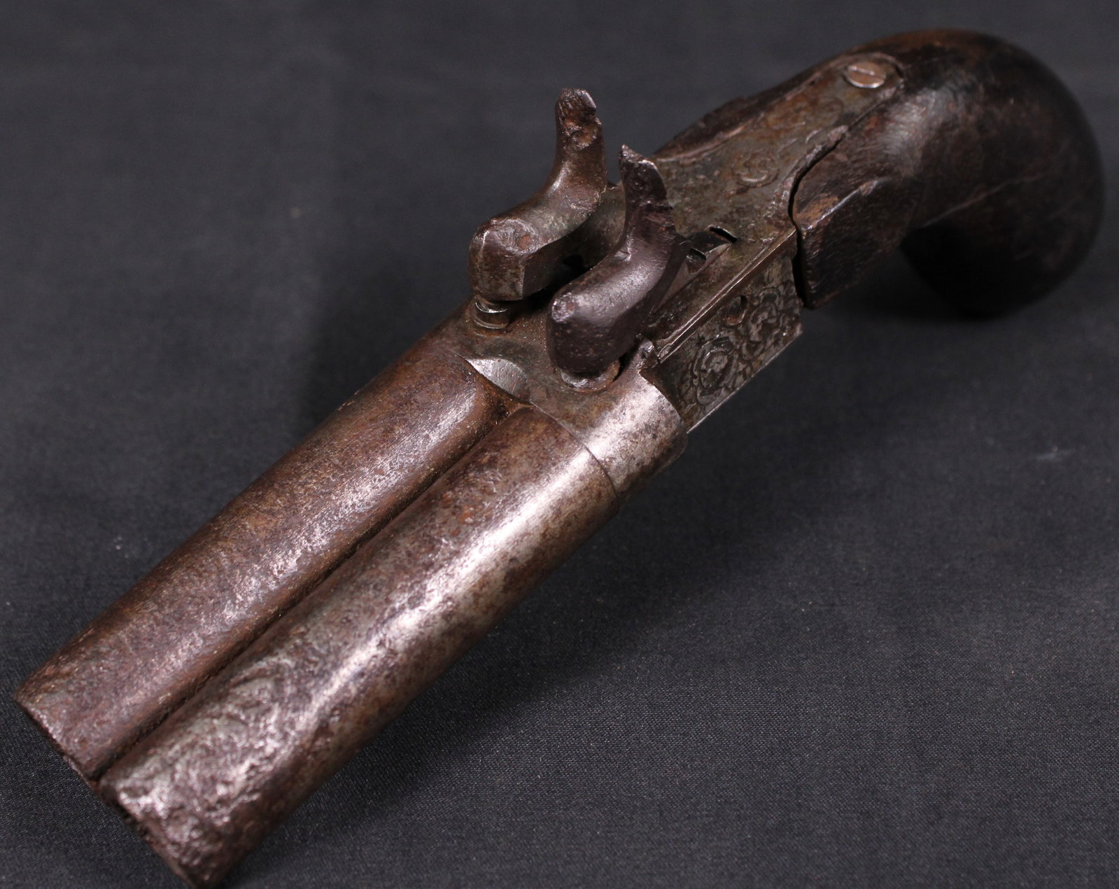 Engraved Antique Double Barrel Percussion Cap Pistol (SNR) - 2
