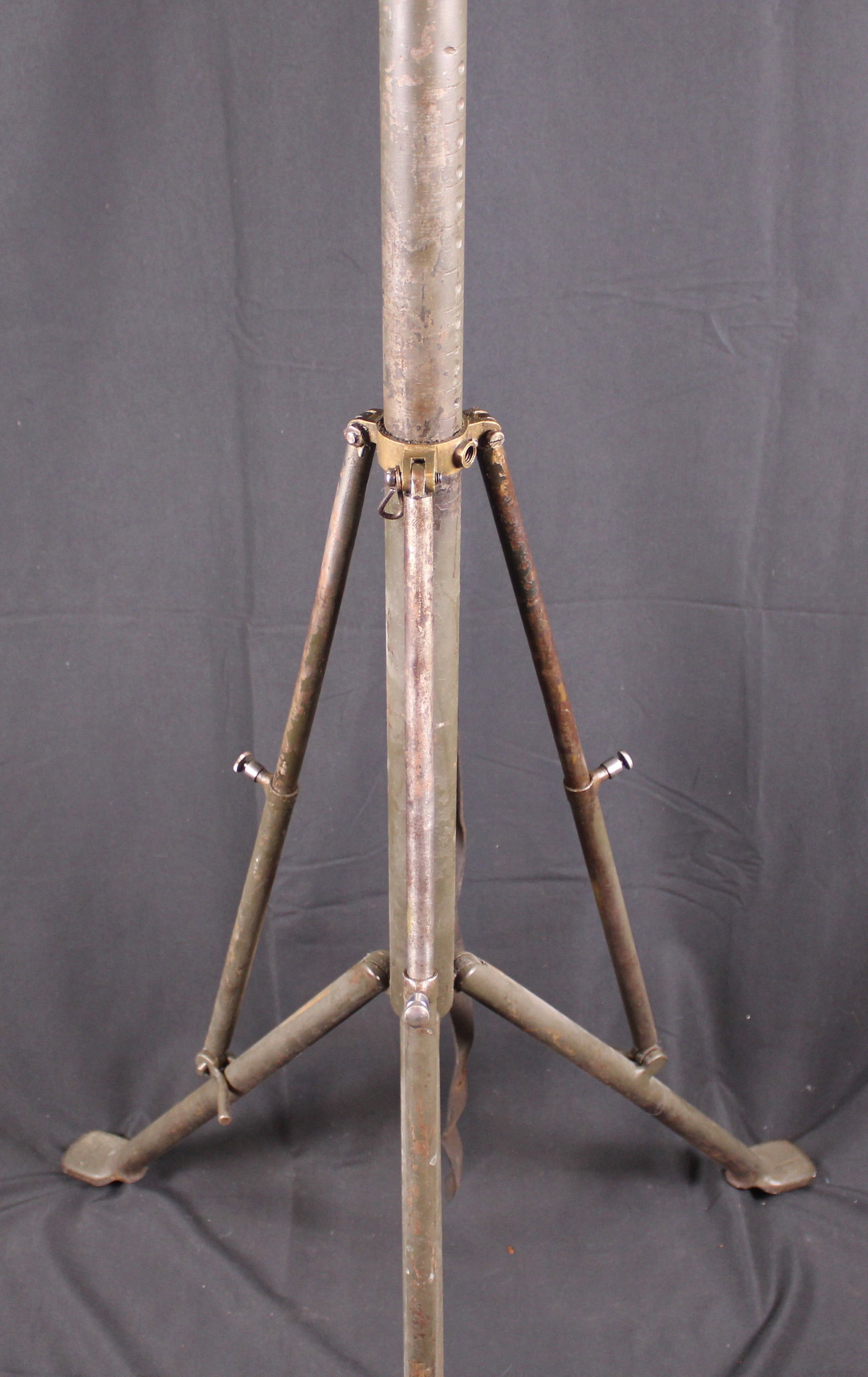 WWII German MG34/ MG42 Anti-Aircraft Tripod (FMI) - 3