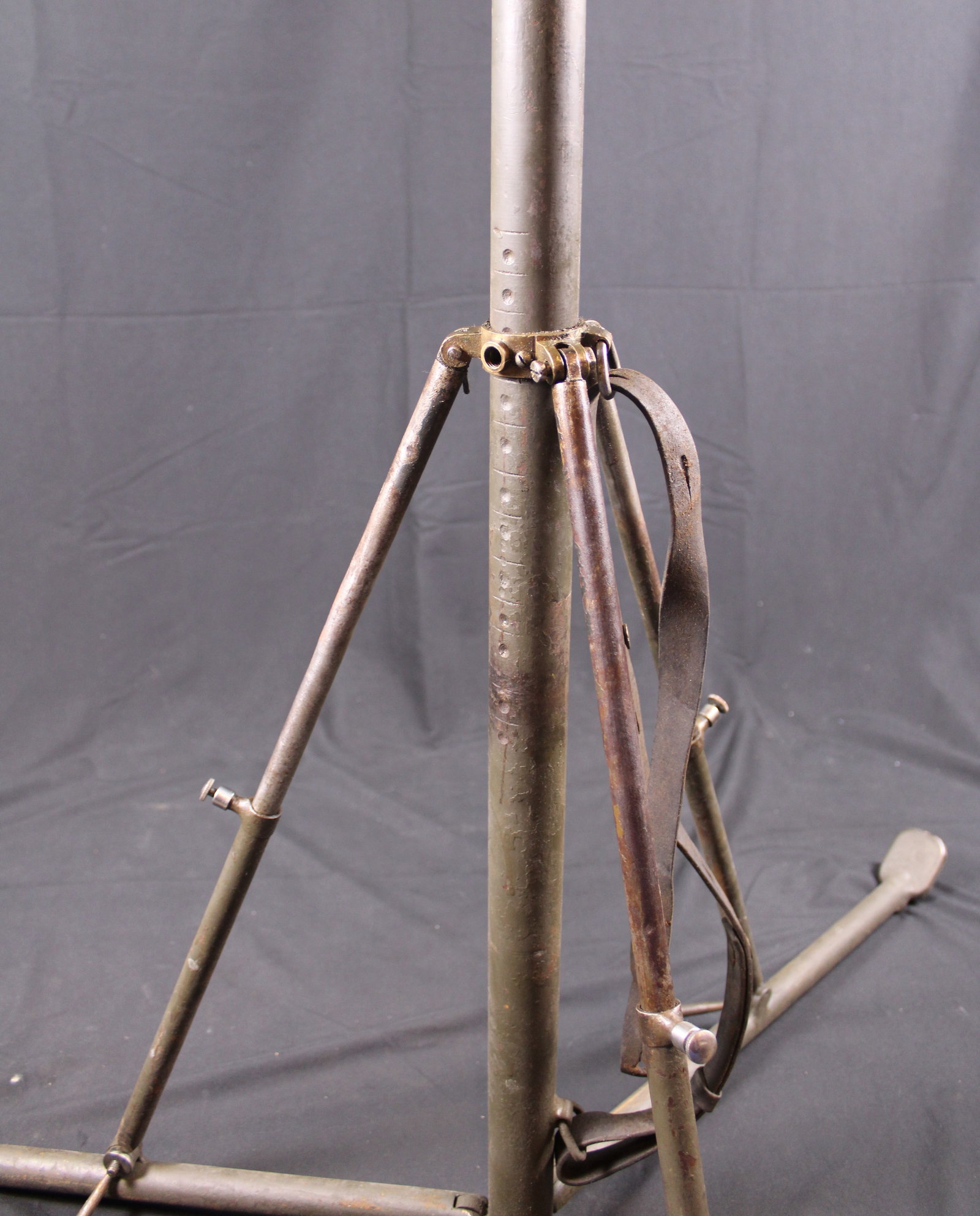WWII German MG34/ MG42 Anti-Aircraft Tripod (FMI) - 7