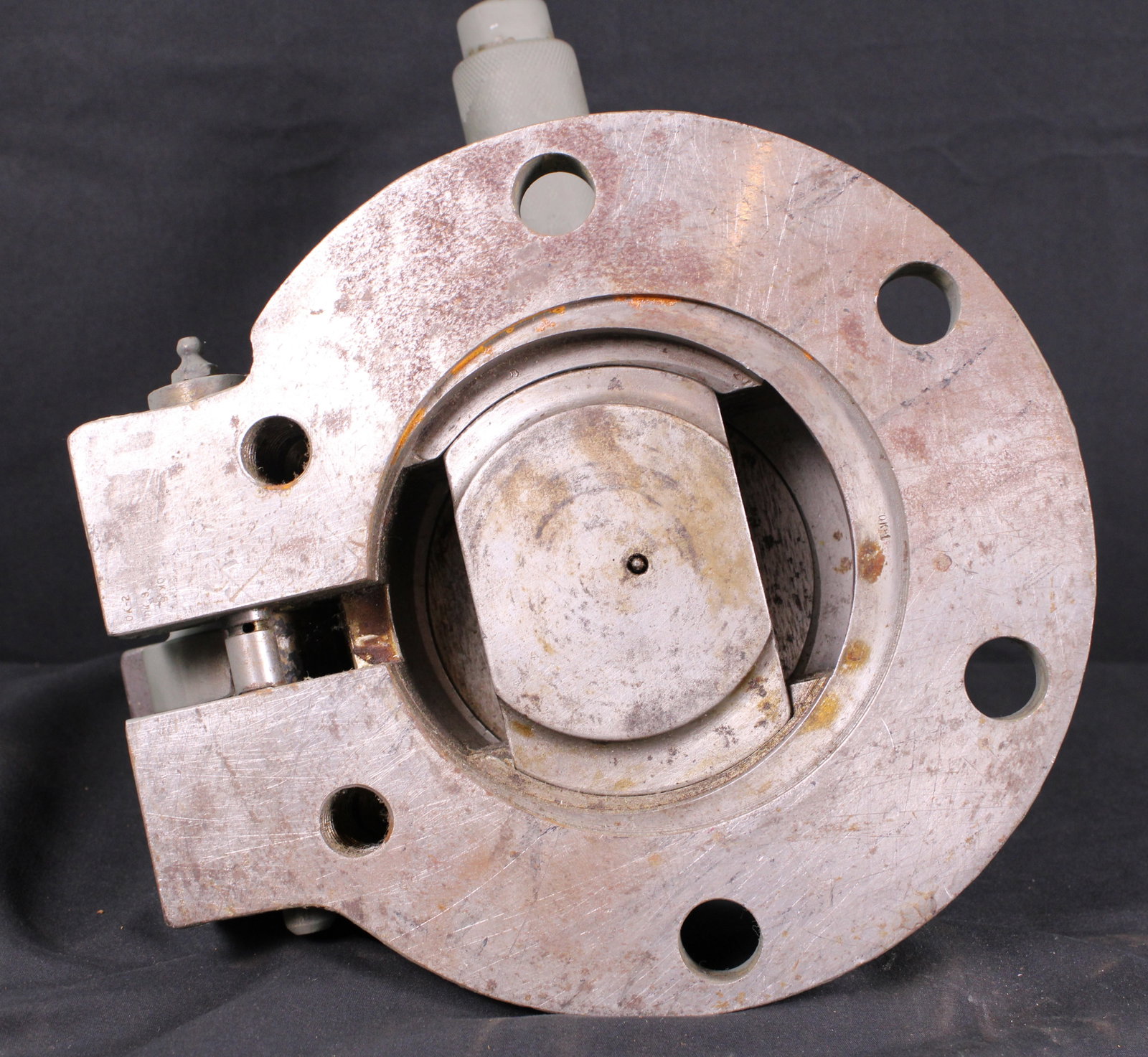Large US Navy WWII Submarine Depth Charge Breech (FMI) - 3