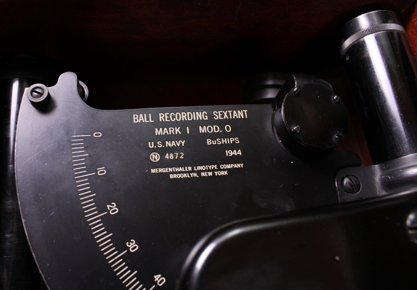 U.S. Navy Mark1 Mod.0 Ball Recording Sextant W/ Transport Case (KFC) - 3