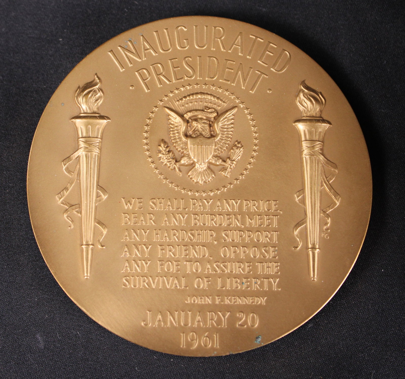 Group Lot: French Foreign Legion Plaque And Medallion (KFC) - 3