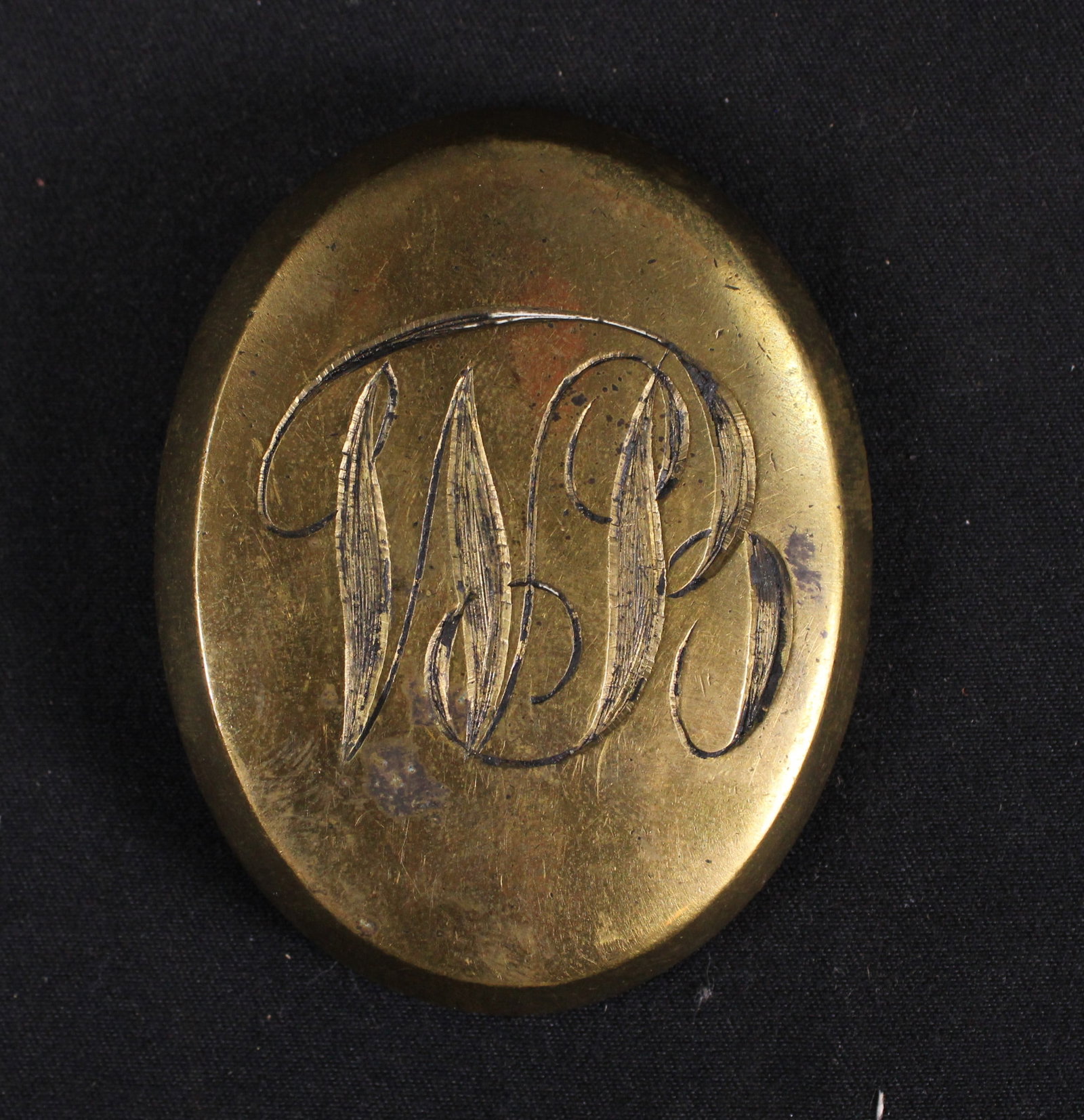 Decorative Brass Buckle Engraved with An W And A P (SNR): Description coming soon! Bidders are welcome to preview items in person during our normal operating hours Tuesday through Saturday 11am-6pm. Estimated shipping parcel size (LxWxH) 6 inches x 6 inches