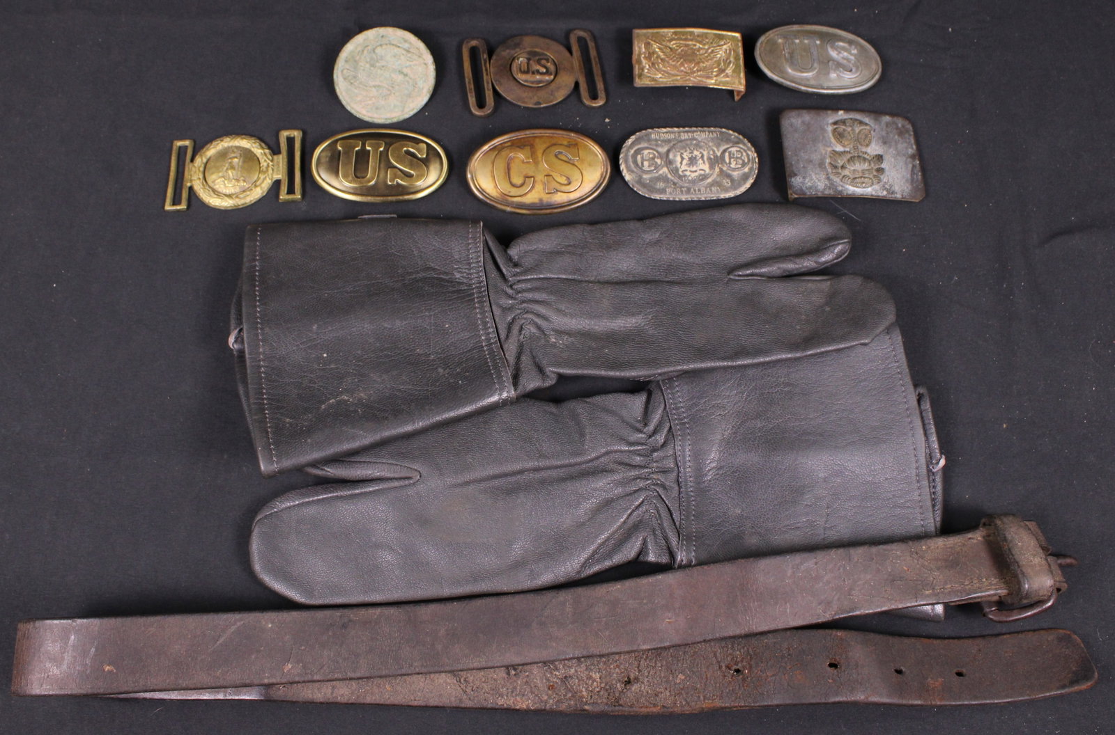 Large Group Lot: Suspected Civil War-era Items (Some Reproduction) (SNR): Description Coming Soon! Bidders are welcome to preview items in person during our normal operating hours Tuesday through Saturday 11am-6pm. Estimated shipping parcel size (LxWxH) 12 inches x 10
