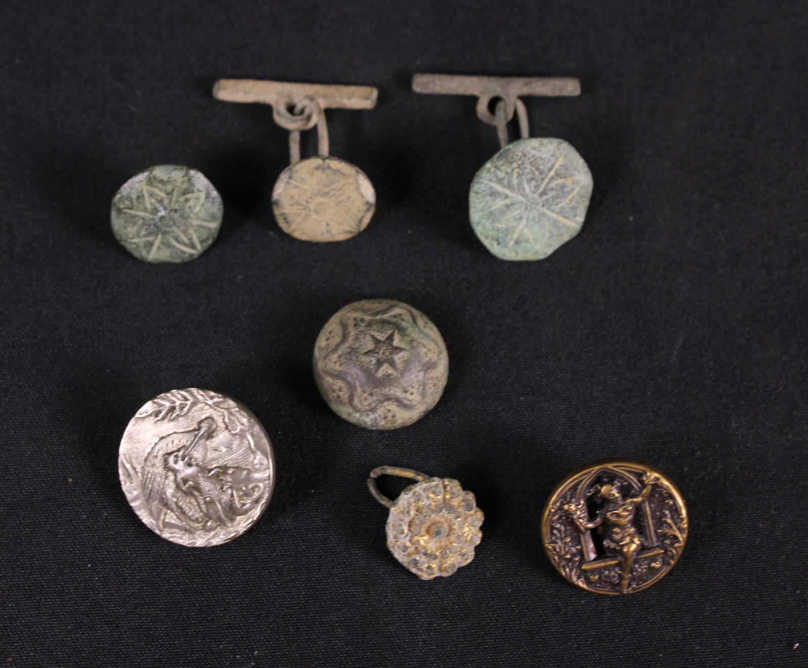 Group Lot: Civil War-era Cufflinks (SNR): Description coming soon! Bidders are welcome to preview items in person during our normal operating hours Tuesday through Saturday 11am-6pm. Estimated shipping parcel size (LxWxH) 6 inches x 6 inches