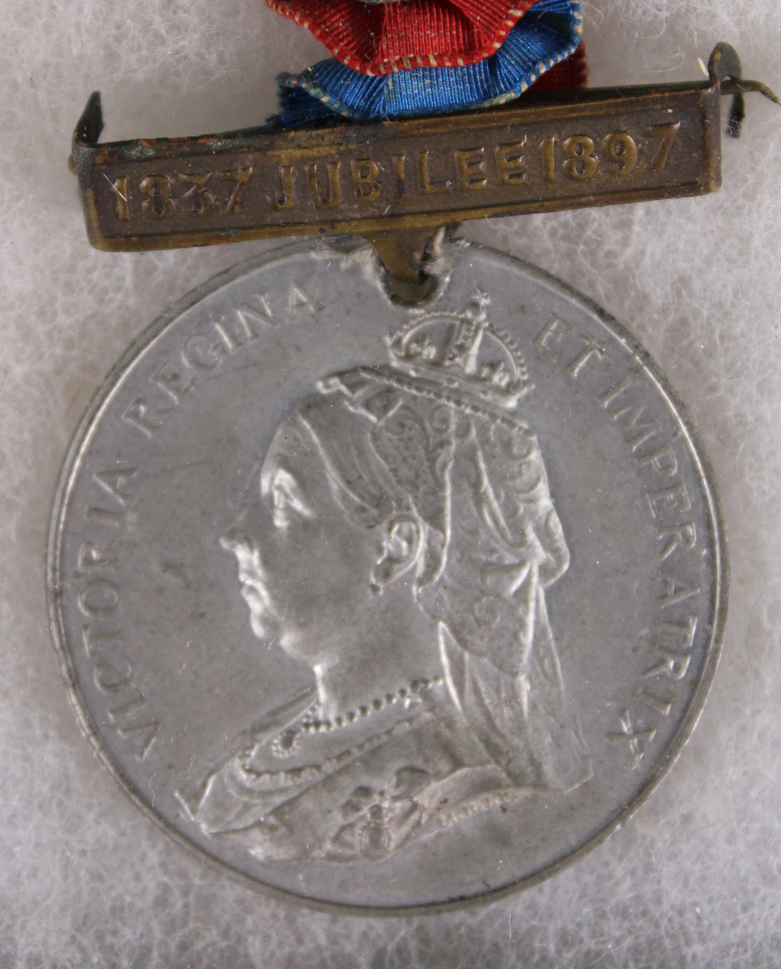 Queen Victorian Diamond Jubilee Commemorative Medal (SNR) - 3
