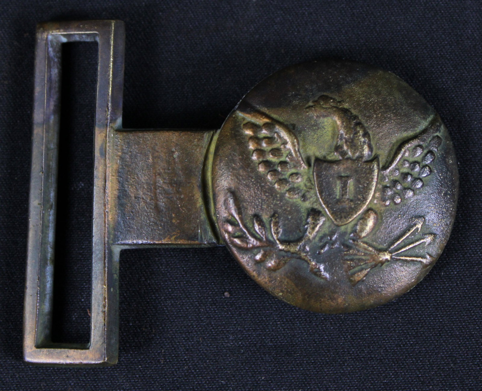 Partial Union Belt Buckle Piece with Ameican Eagle Civil War Era (SNR): Description coming soon! Bidders are welcome to preview items in person during our normal operating hours Tuesday through Saturday 11am-6pm. Estimated shipping parcel size (LxWxH) 6 inches x 6 inches