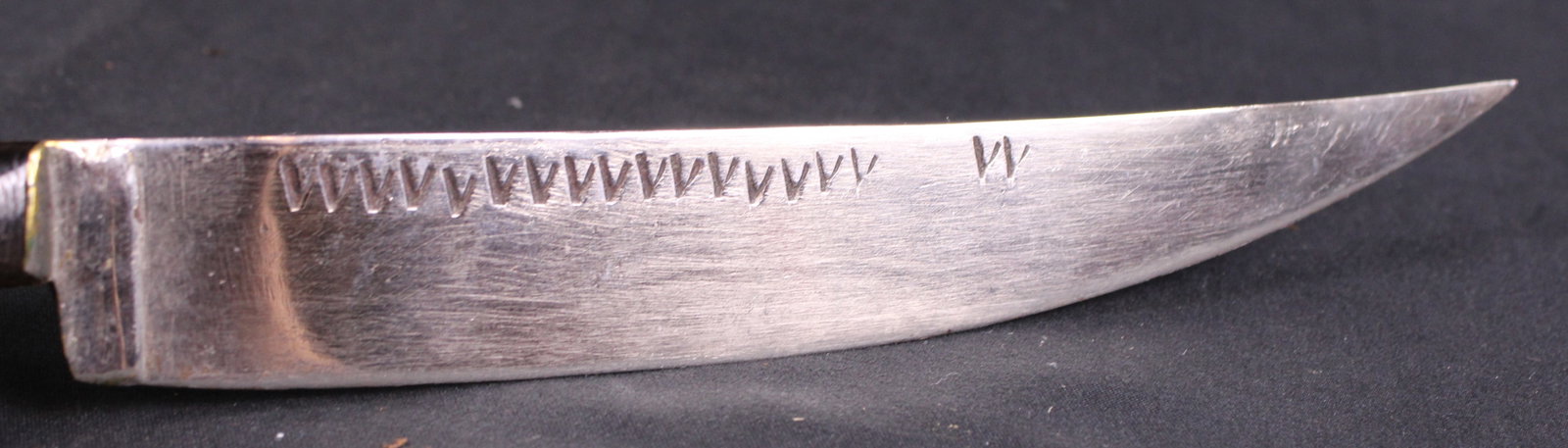 Group Lot: Two fixed Blade Knives (KFC) - 3