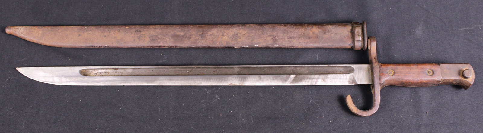 WWII Imperial Japanese Type 30 Hikari Seiki Bayonet and Scabbard (ATL) - 2