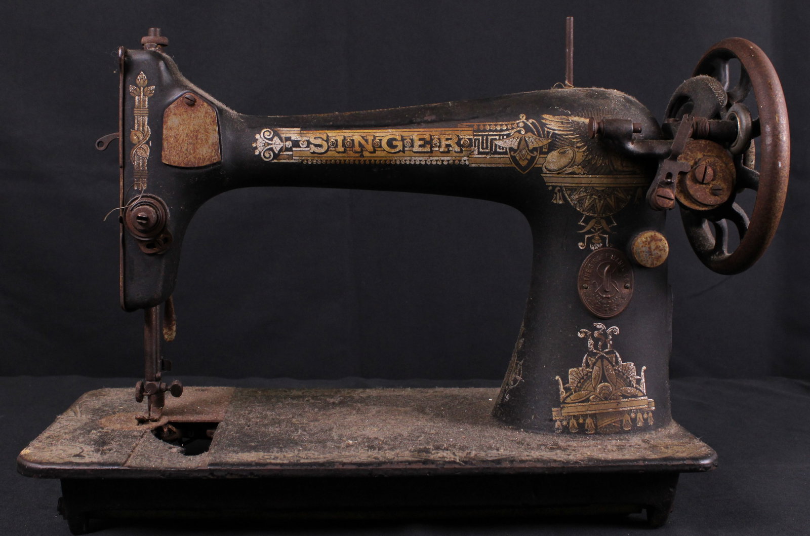 Ornate Vintage Early 1900s Singer Manufactering Sewing Machine (JAA) - 3