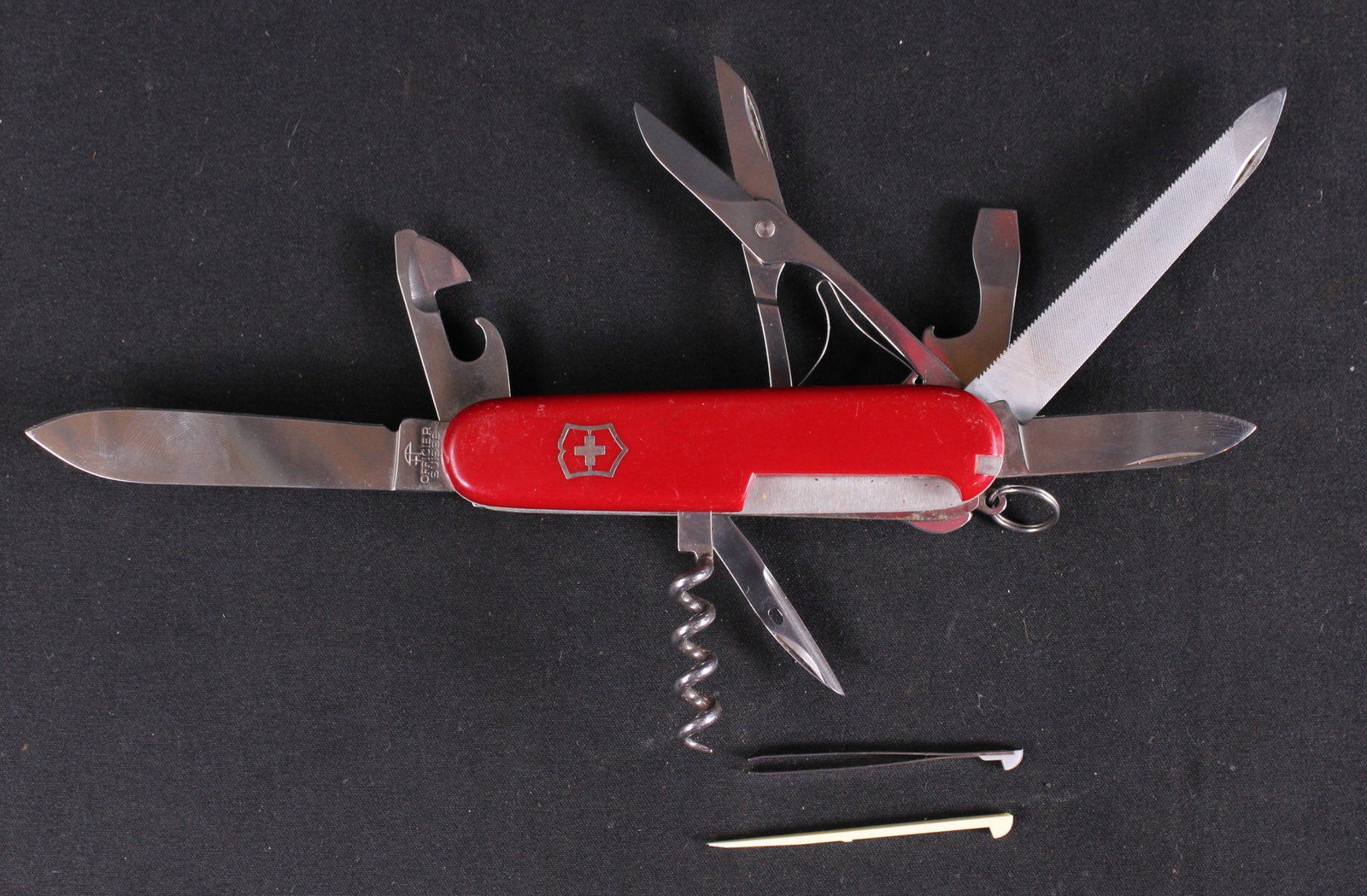 Group Lot Of Four Victorianox Swiss Army Pocket Knives (MIC) - 11