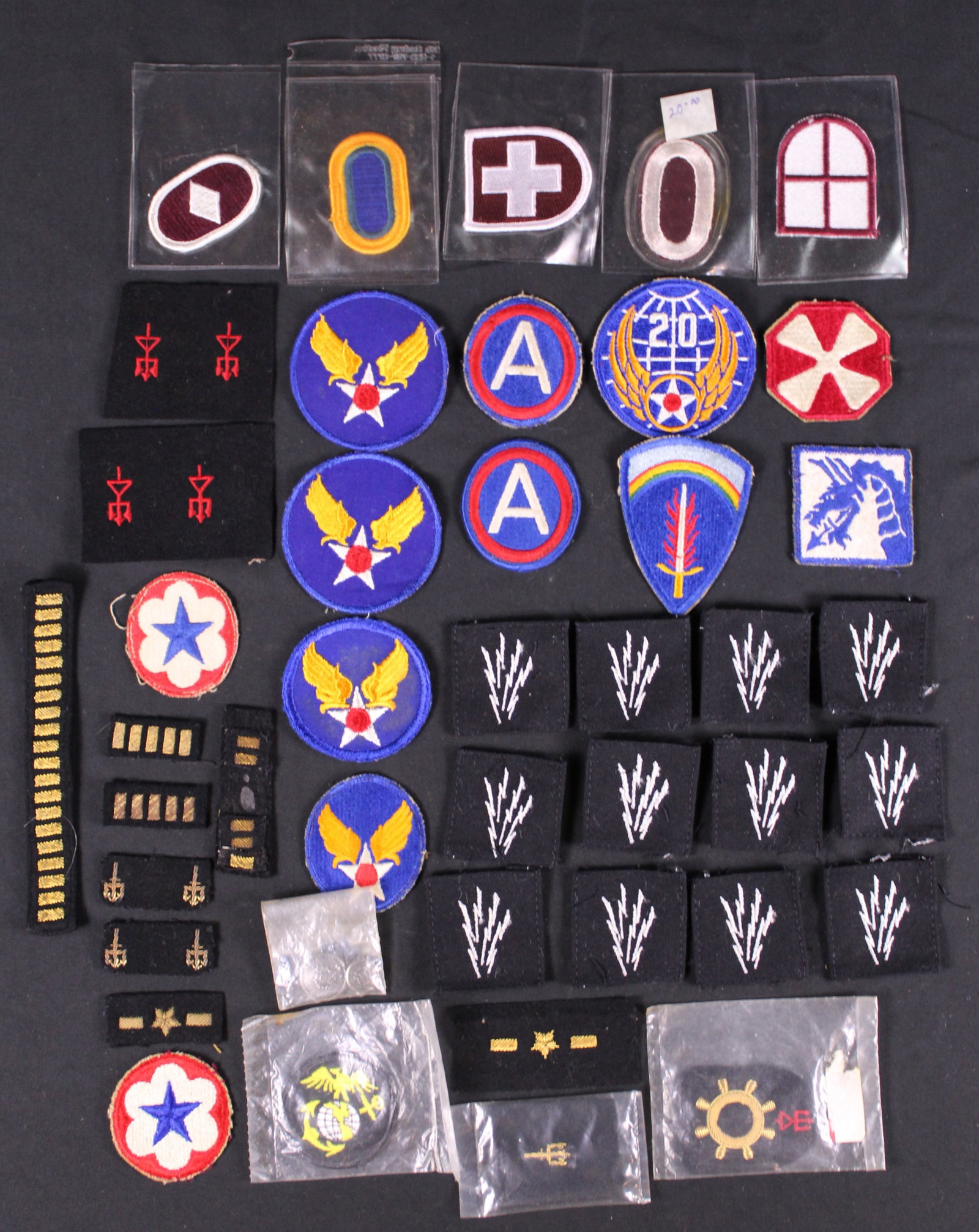Group Lot Of American Uniform Patches And Accessories (KFC) - 2
