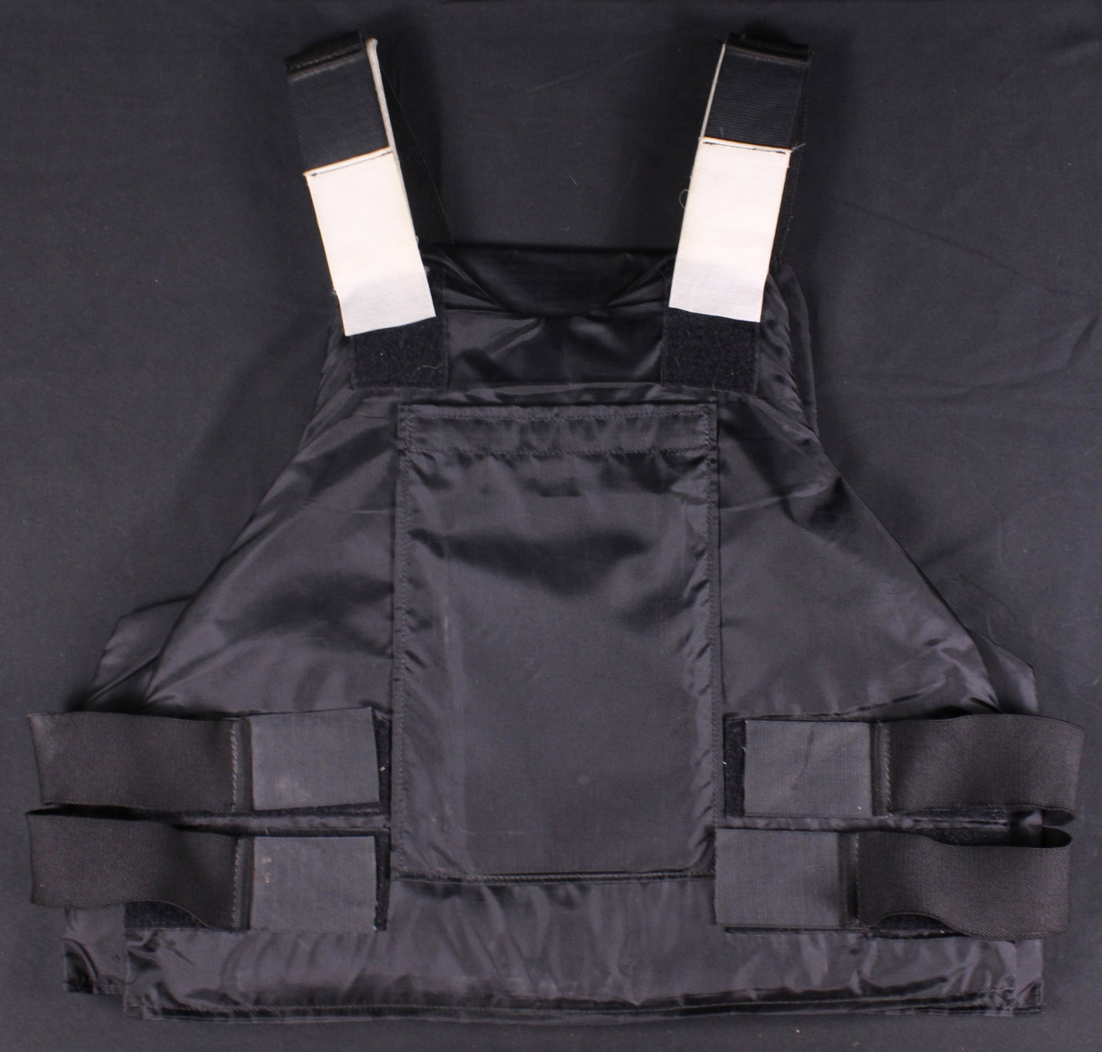 Kevlar Vest (HRR): Description coming soon Bidders are welcome to preview items in person during our normal operating hours Tuesday through Saturday 11am-6pm. Estimated shipping parcel size (LxWxH) 12 inches x 12