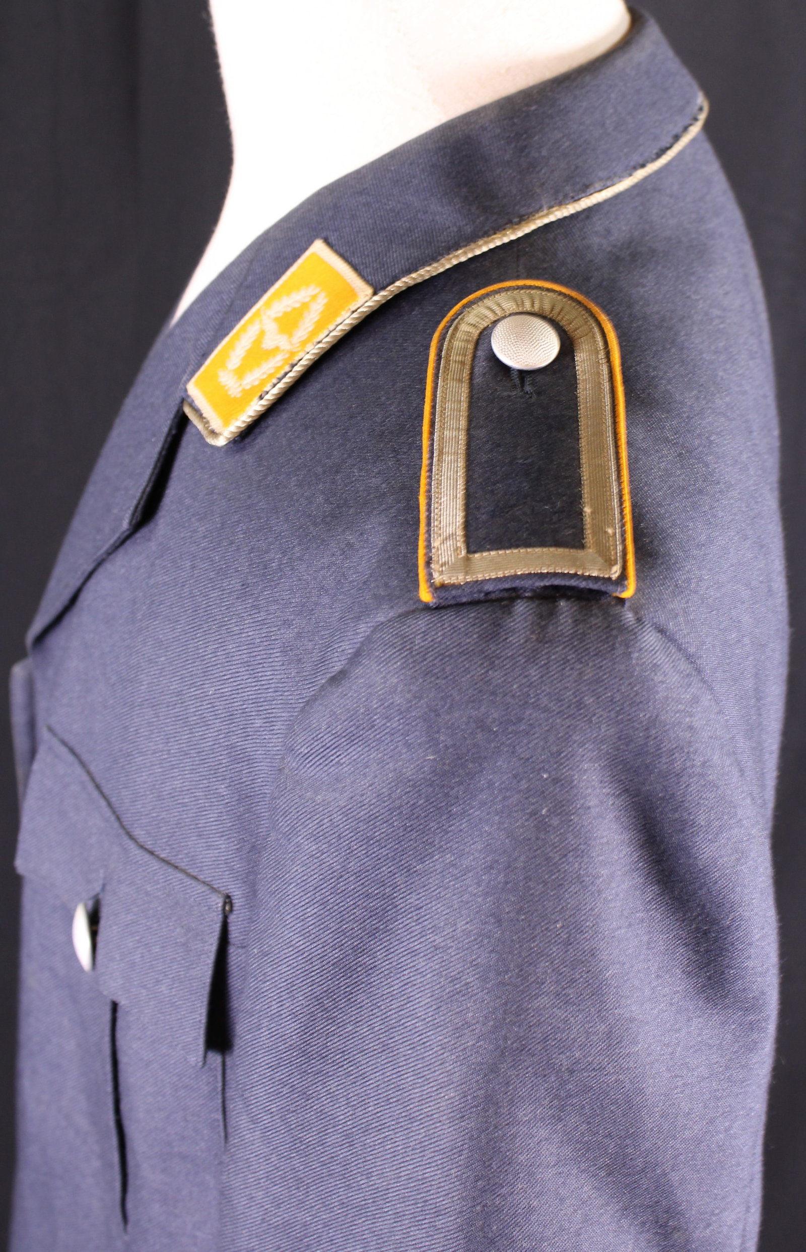 East German Dress Uniform (JAA) - 4