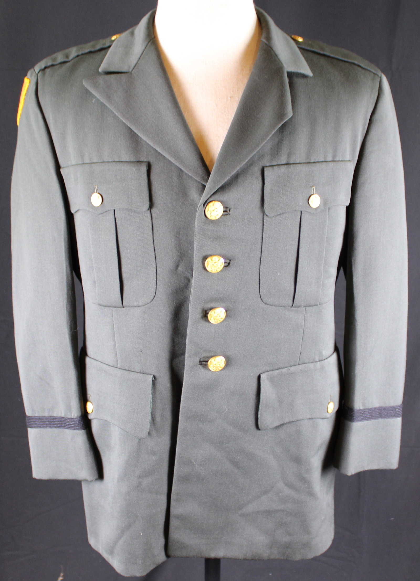 Green Dress Uniform (JAA): Description coming soon Bidders are welcome to preview items in person during our normal operating hours Tuesday through Saturday 11am-6pm. Estimated shipping parcel size (LxWxH) 12 inches x 12