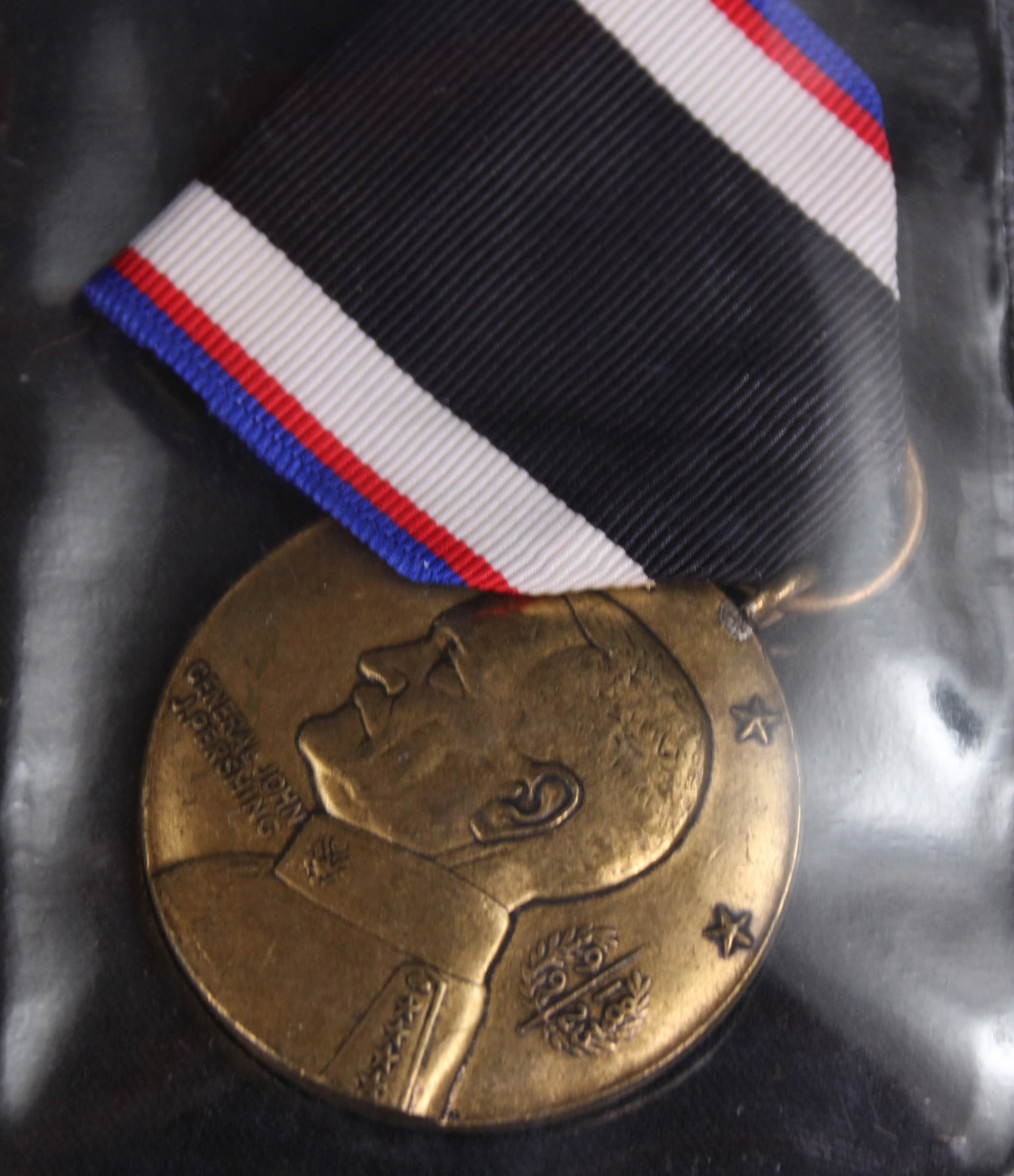 Medal (MME): Description coming soon Bidders are welcome to preview items in person during our normal operating hours Tuesday through Saturday 11am-6pm. Estimated shipping parcel size (LxWxH) 6 inches x 6 inches