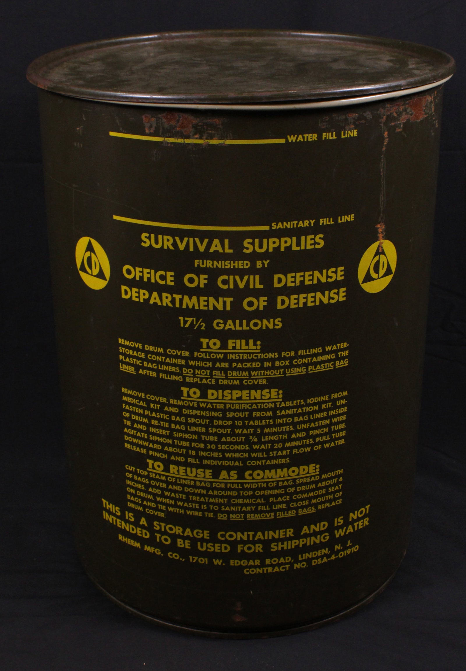 Group Lot: Cold War Civil Defense 17.5 Gallon Water Drum and Purifiaction Accessories (MAT) - 2